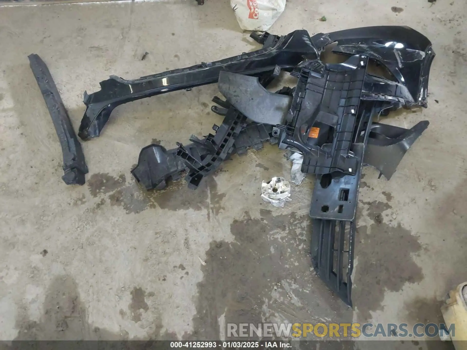 11 Photograph of a damaged car 3CZRU6H77NM700046 HONDA HR-V 2022