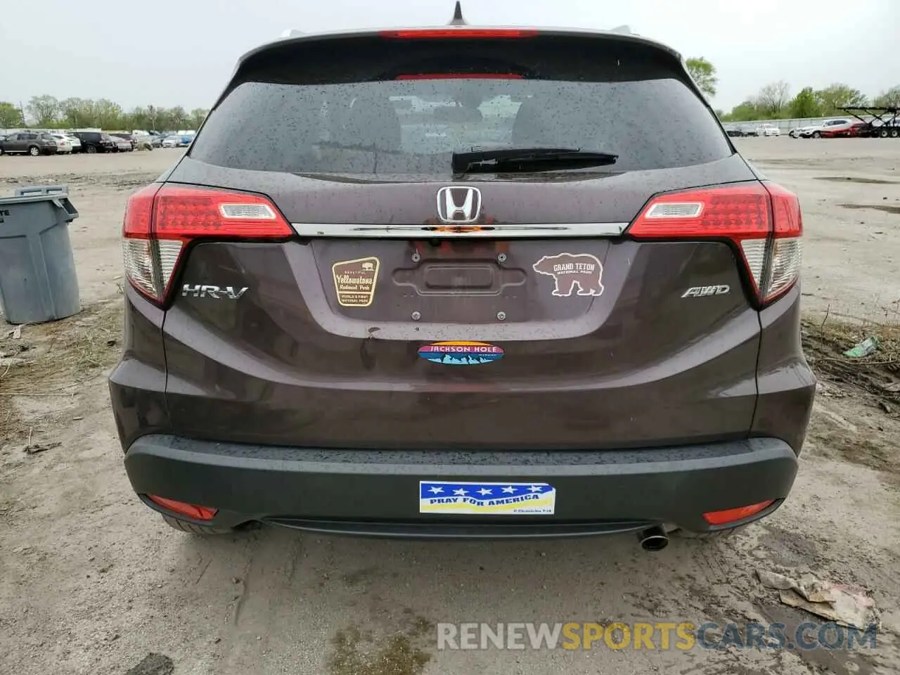 6 Photograph of a damaged car 3CZRU6H77NM700547 HONDA HR-V 2022