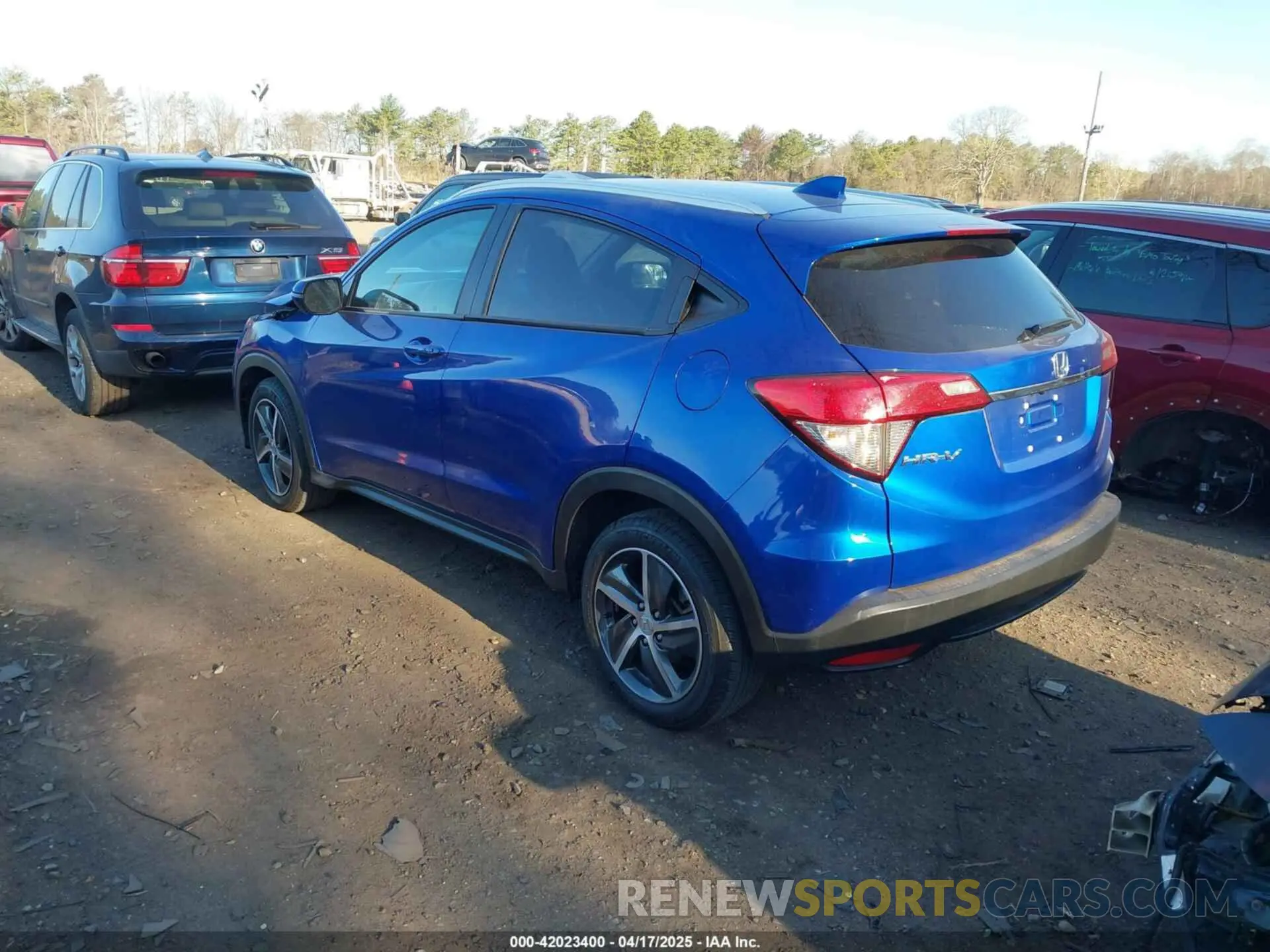 3 Photograph of a damaged car 3CZRU6H77NM727635 HONDA HR-V 2022