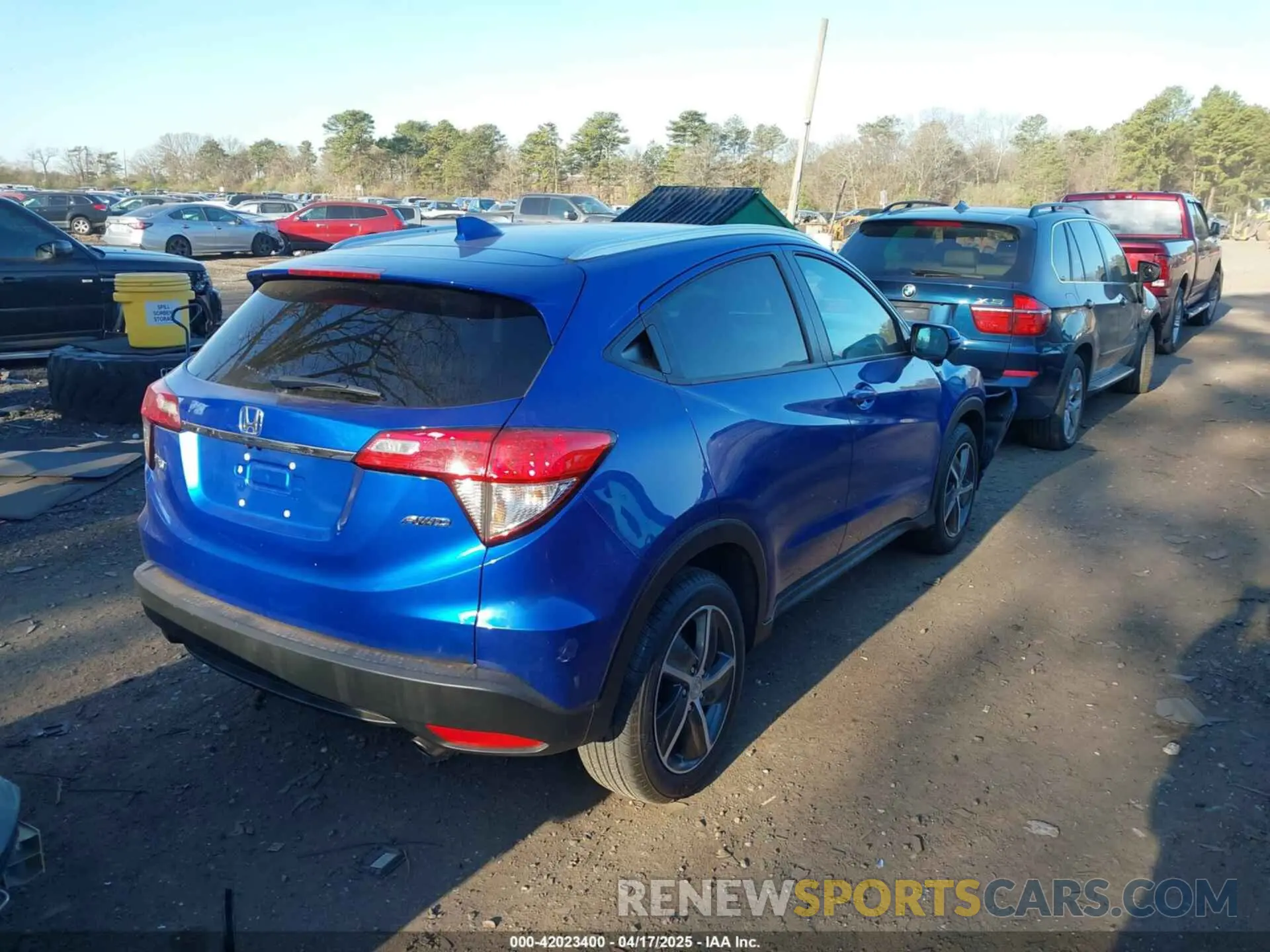 4 Photograph of a damaged car 3CZRU6H77NM727635 HONDA HR-V 2022