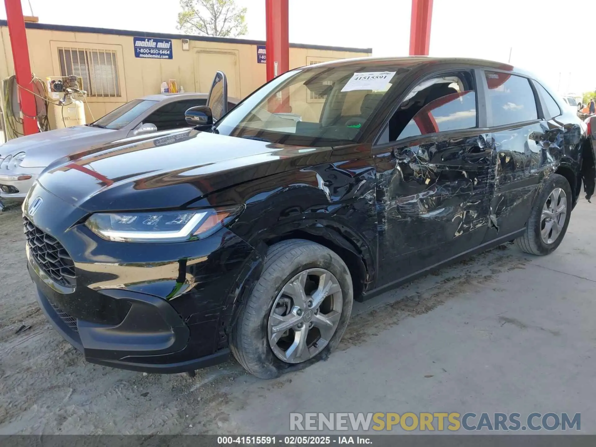 6 Photograph of a damaged car 3CZRZ1H30PM742420 HONDA HR-V 2023