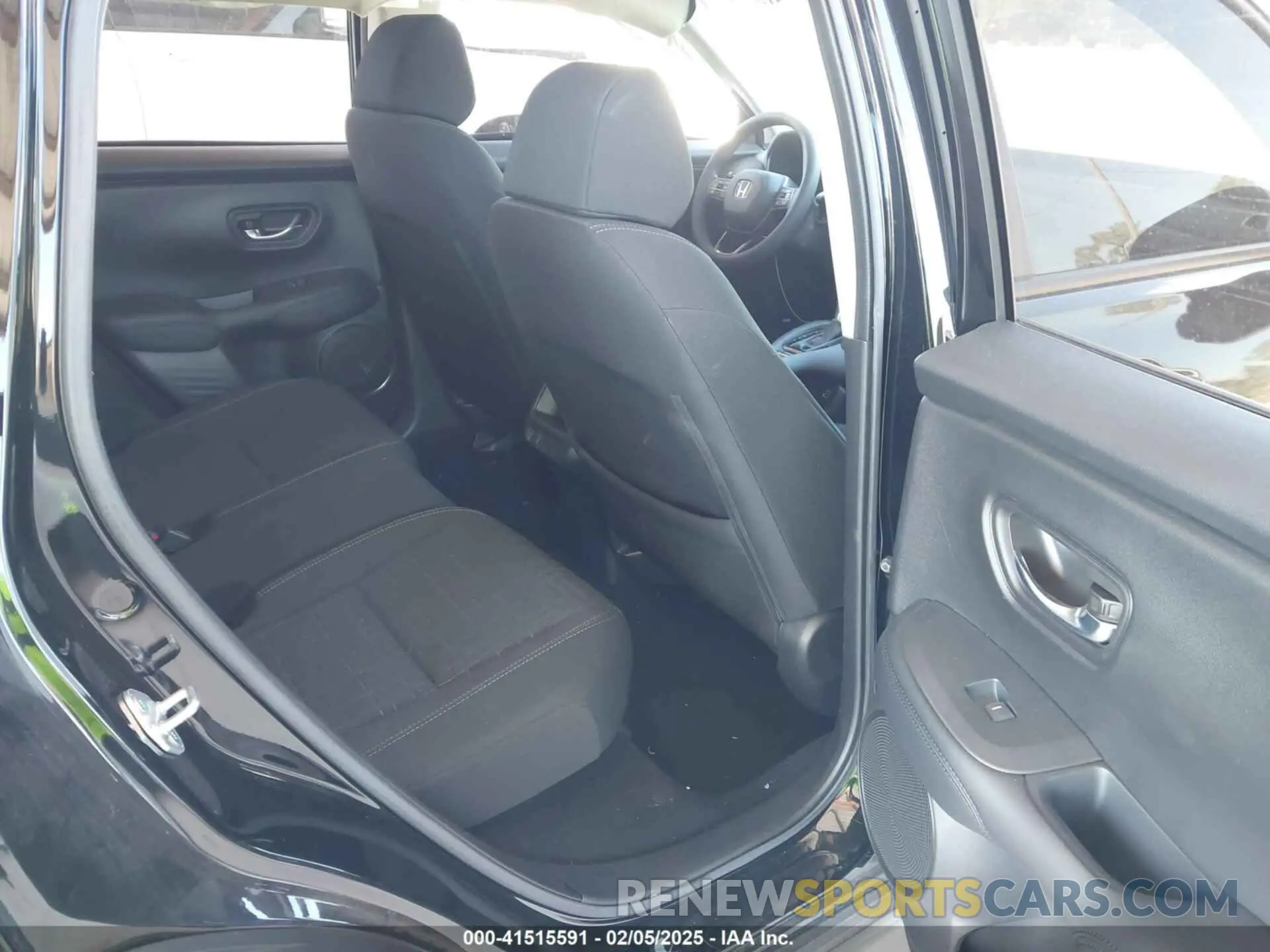 8 Photograph of a damaged car 3CZRZ1H30PM742420 HONDA HR-V 2023