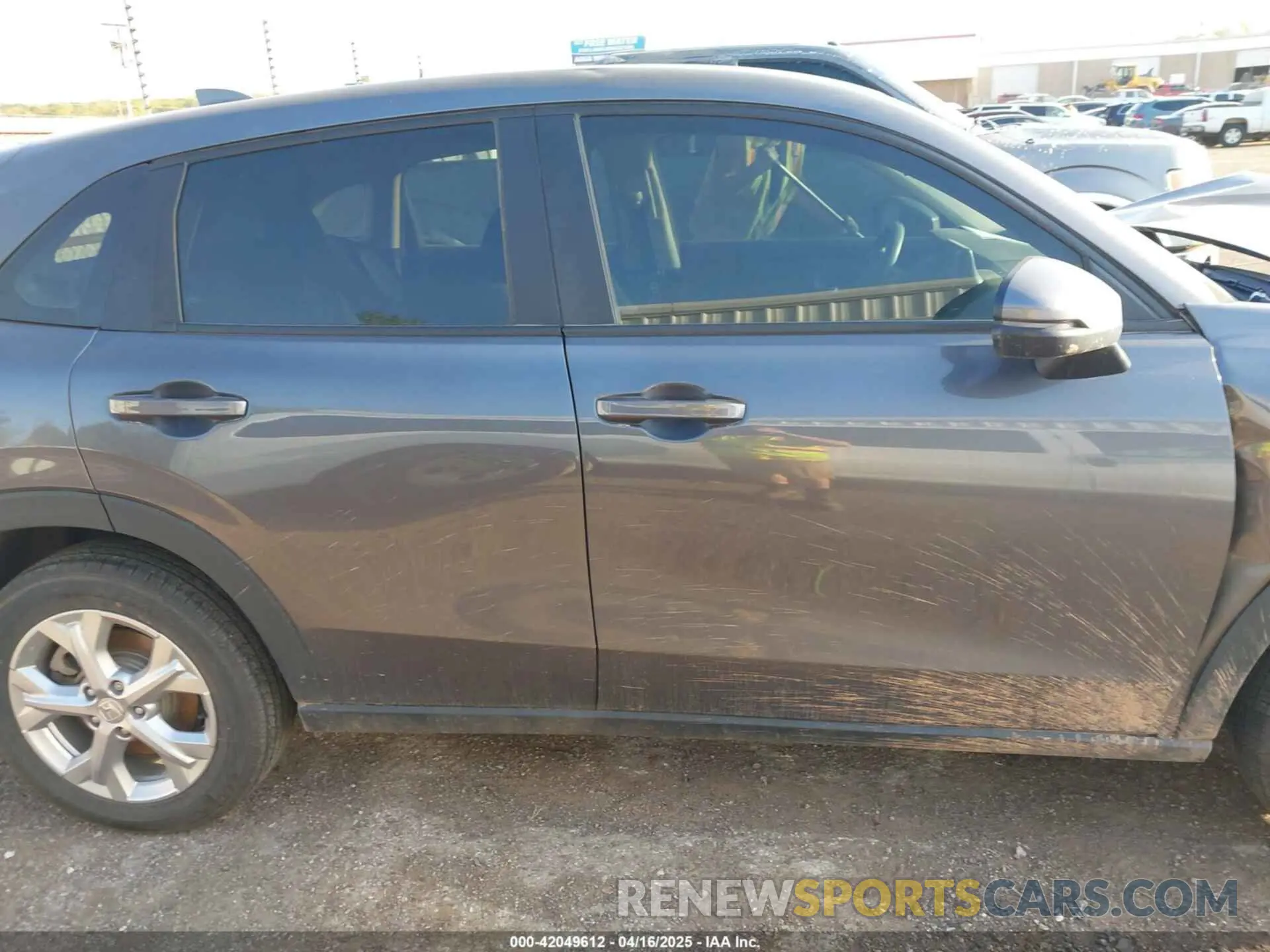 14 Photograph of a damaged car 3CZRZ1H31PM743253 HONDA HR-V 2023
