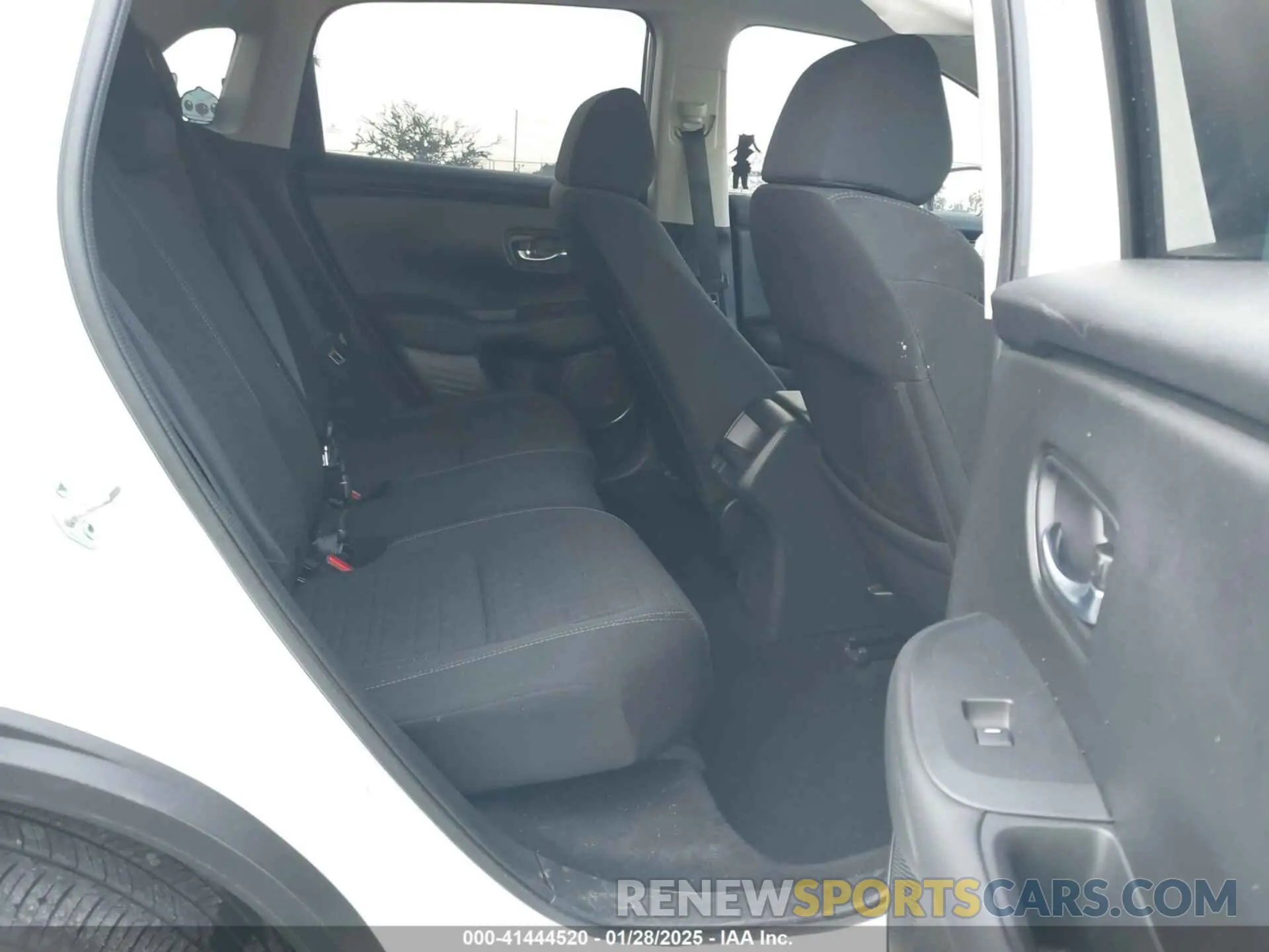 8 Фотография поврежденного автомобиля 3CZRZ1H32PM739454 HONDA HR-V 2023
