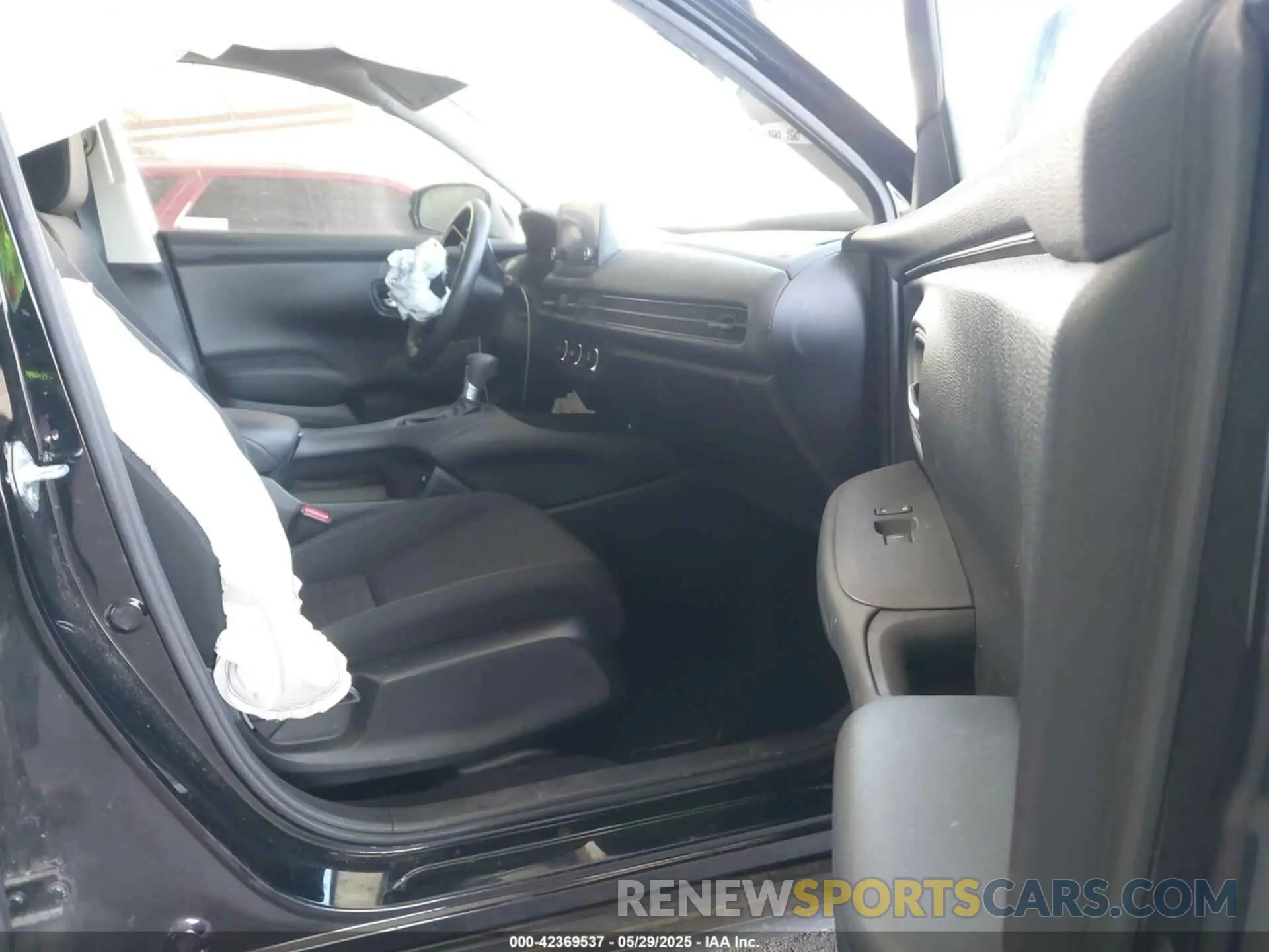 5 Фотография поврежденного автомобиля 3CZRZ1H33PM738409 HONDA HR-V 2023