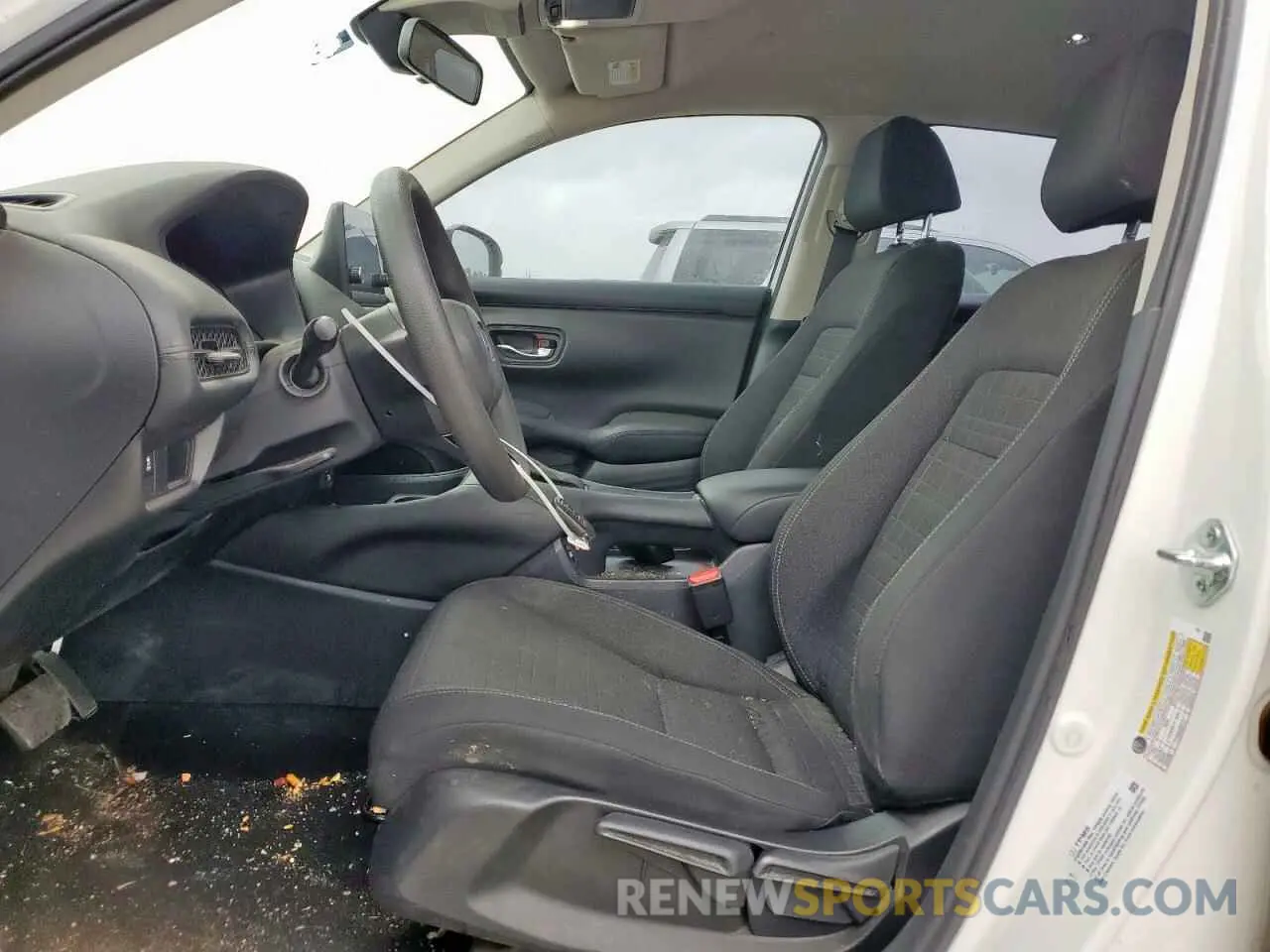 7 Photograph of a damaged car 3CZRZ1H34PM704706 HONDA HR-V 2023