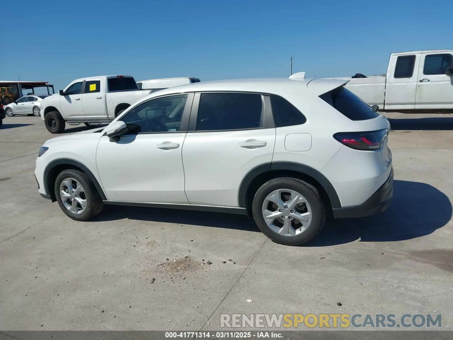 14 Фотография поврежденного автомобиля 3CZRZ1H34PM707380 HONDA HR-V 2023