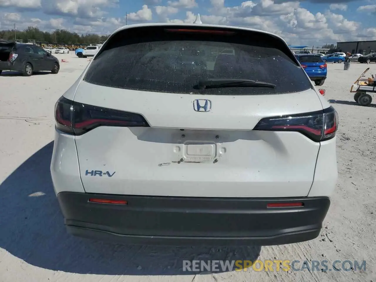 6 Фотография поврежденного автомобиля 3CZRZ1H34PM727757 HONDA HR-V 2023