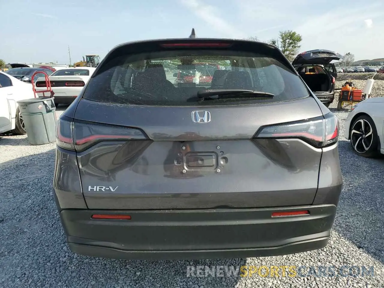 6 Photograph of a damaged car 3CZRZ1H37PM725453 HONDA HR-V 2023