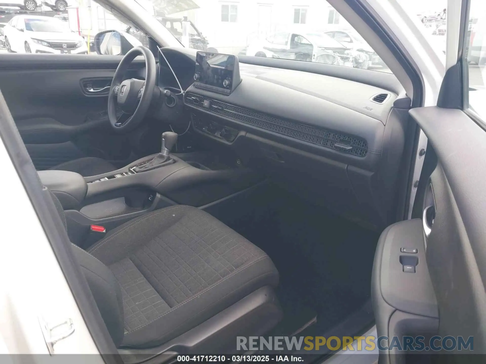 5 Photograph of a damaged car 3CZRZ1H39PM723008 HONDA HR-V 2023