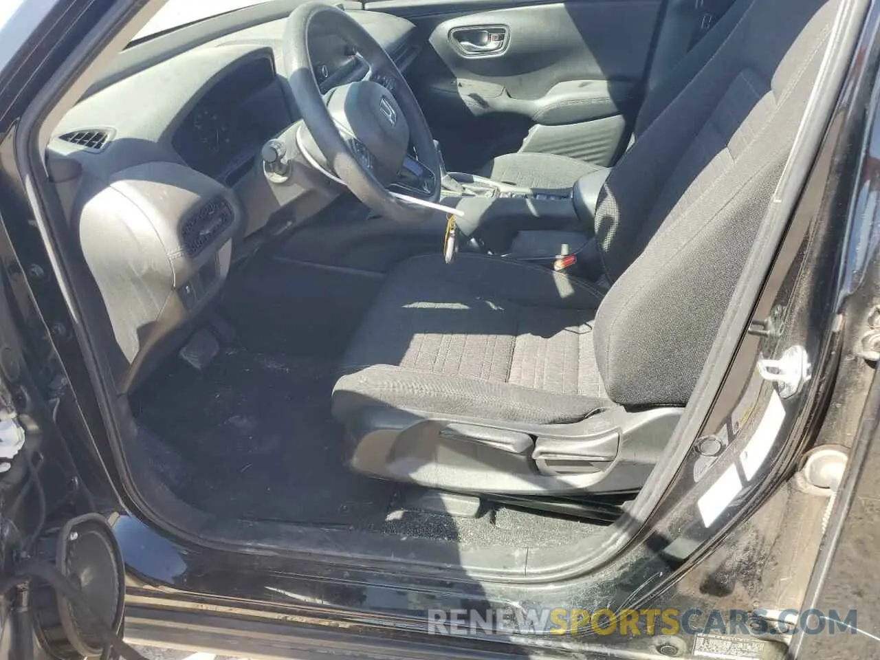 7 Фотография поврежденного автомобиля 3CZRZ1H39PM738432 HONDA HR-V 2023