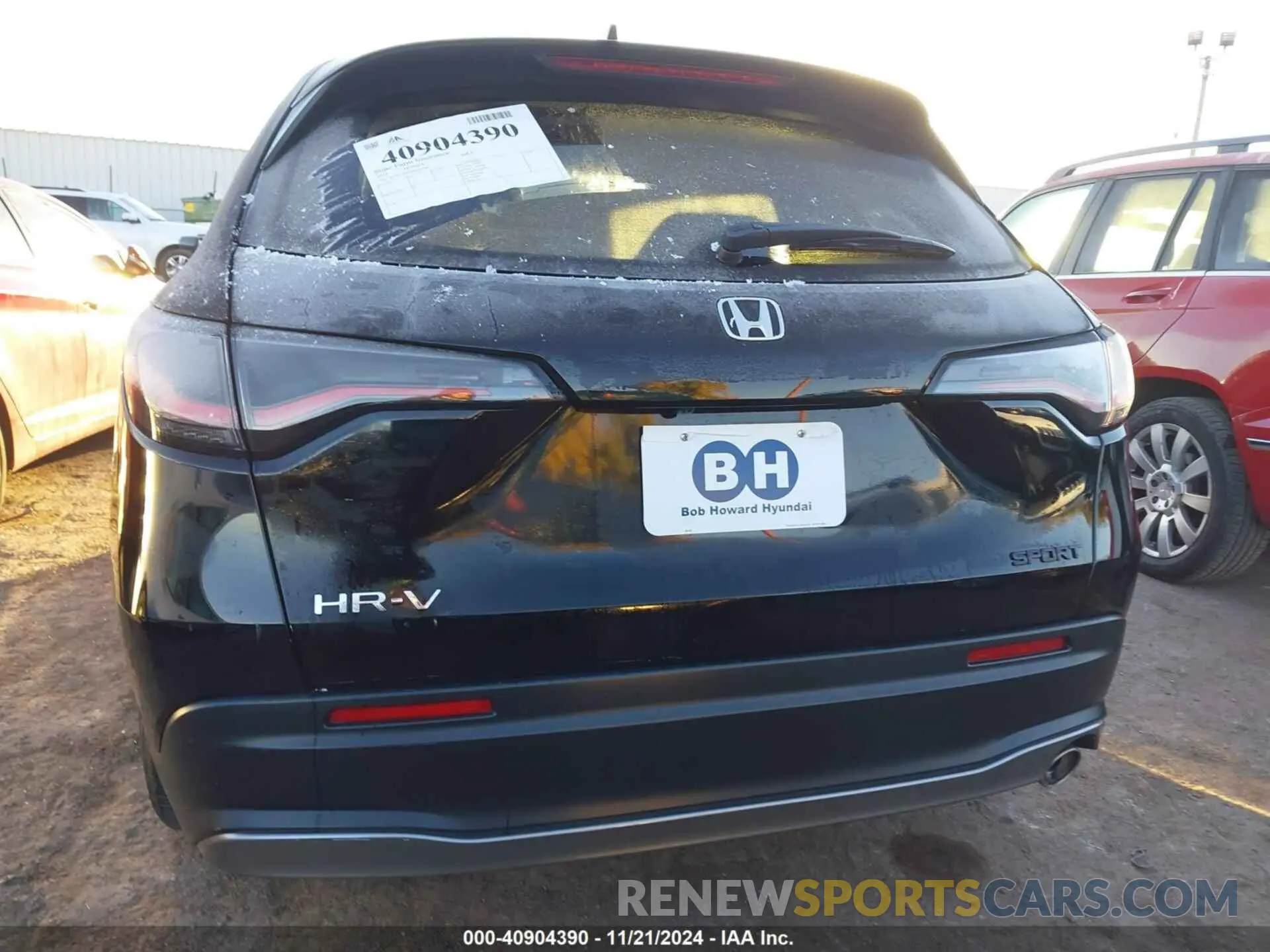 16 Photograph of a damaged car 3CZRZ1H51PM736708 HONDA HR-V 2023
