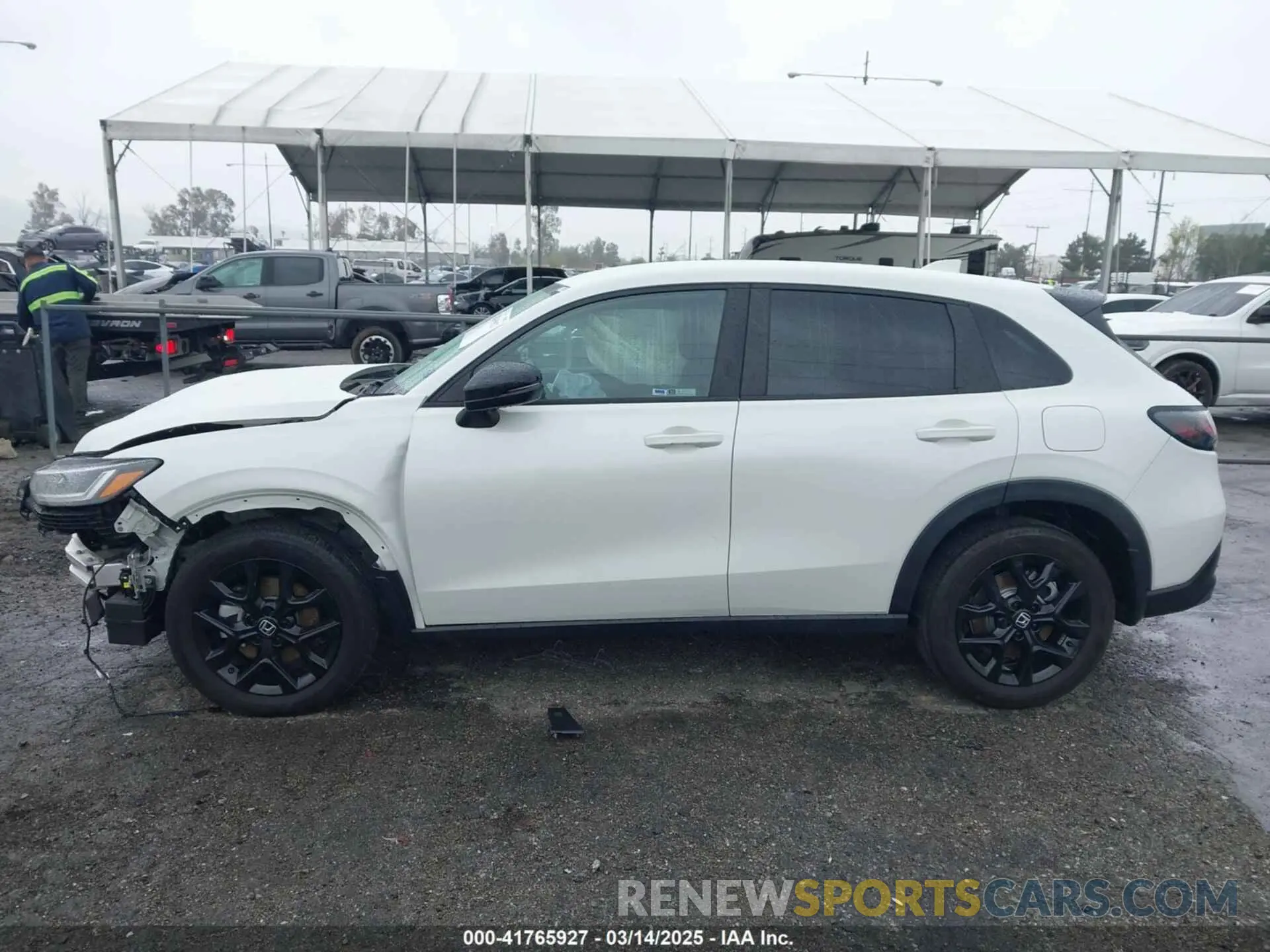 14 Photograph of a damaged car 3CZRZ1H53PM712961 HONDA HR-V 2023