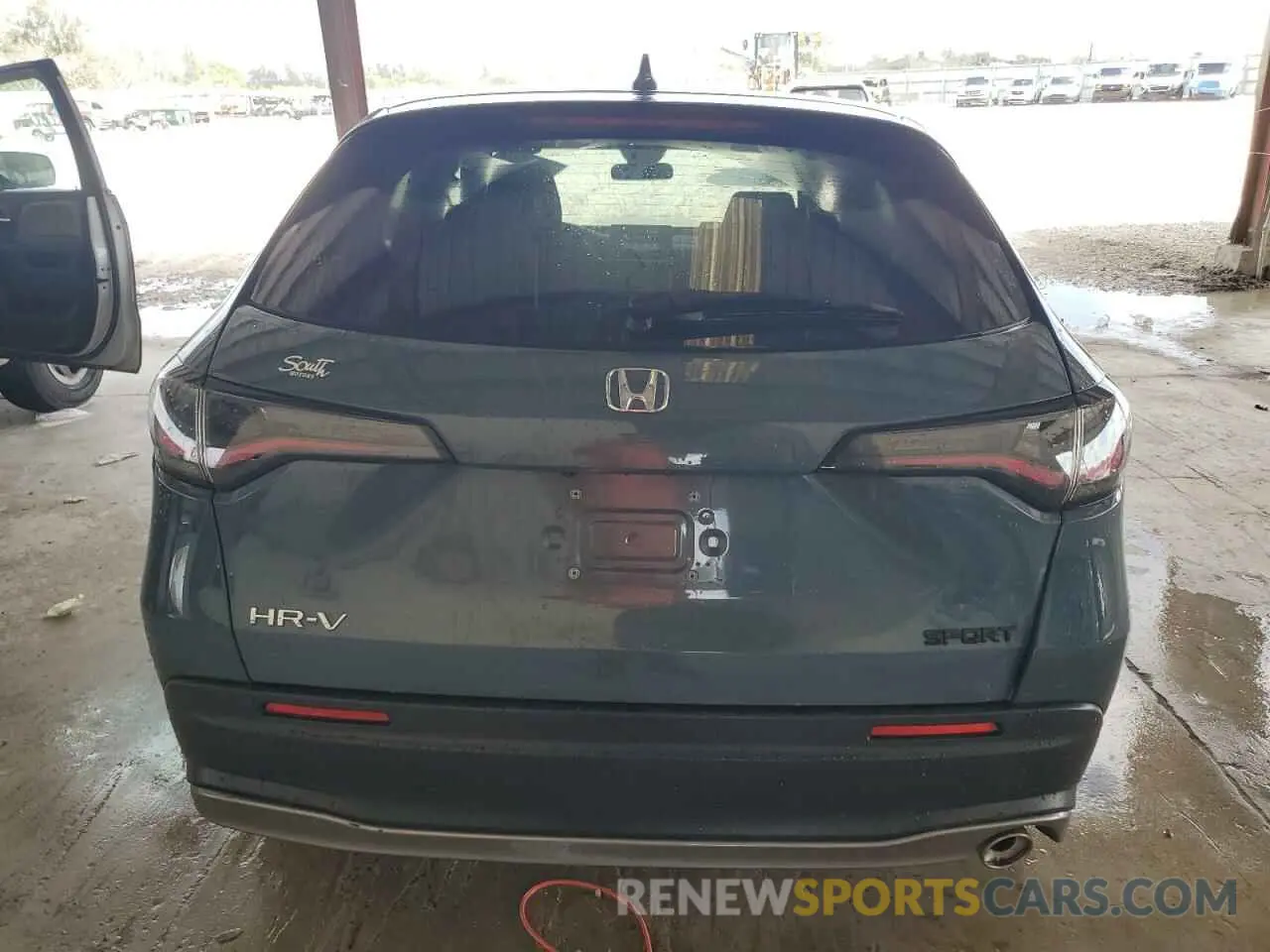 6 Photograph of a damaged car 3CZRZ1H53PM718744 HONDA HR-V 2023