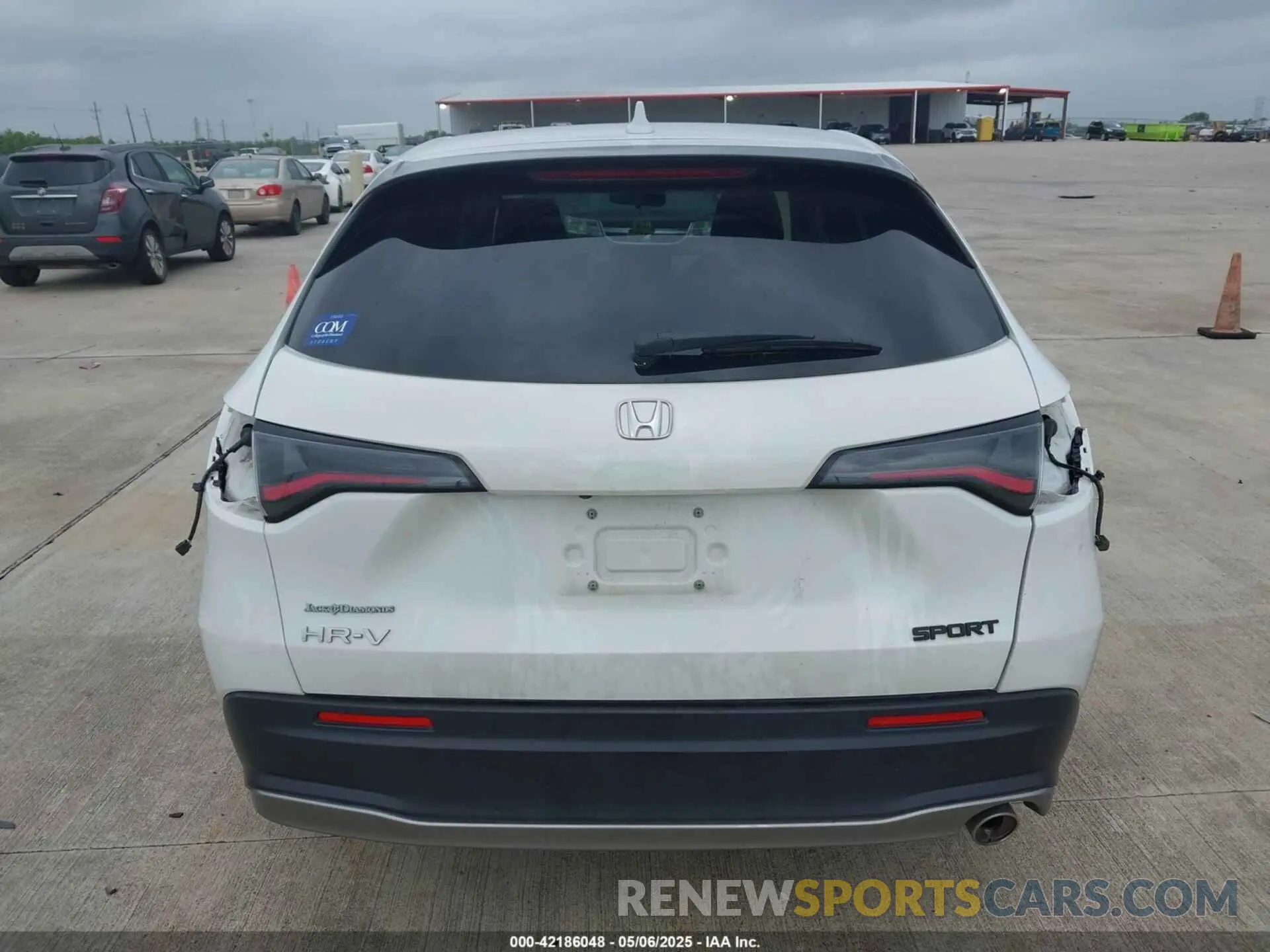 16 Photograph of a damaged car 3CZRZ1H54PM726271 HONDA HR-V 2023