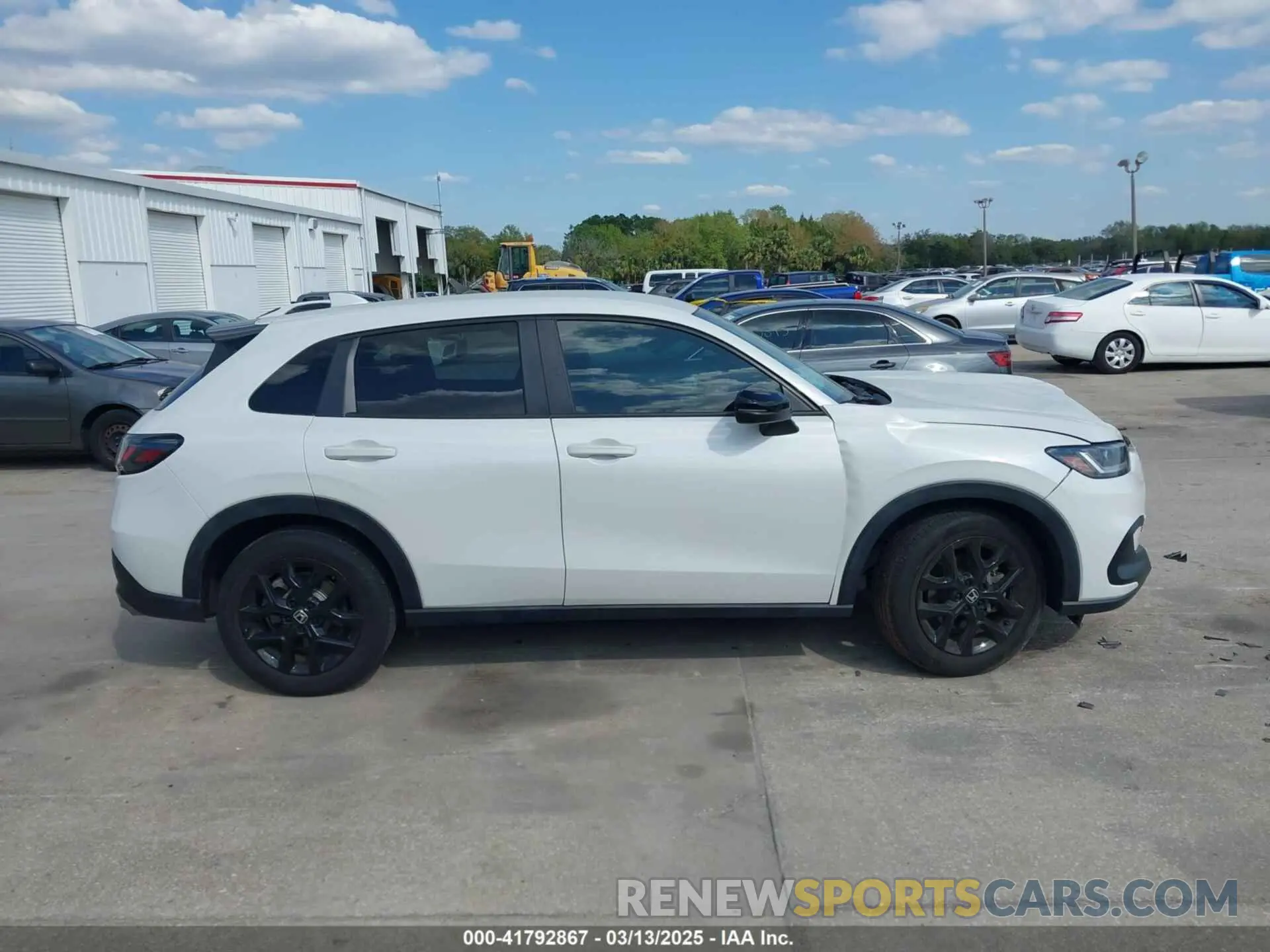 14 Фотография поврежденного автомобиля 3CZRZ1H57PM704068 HONDA HR-V 2023