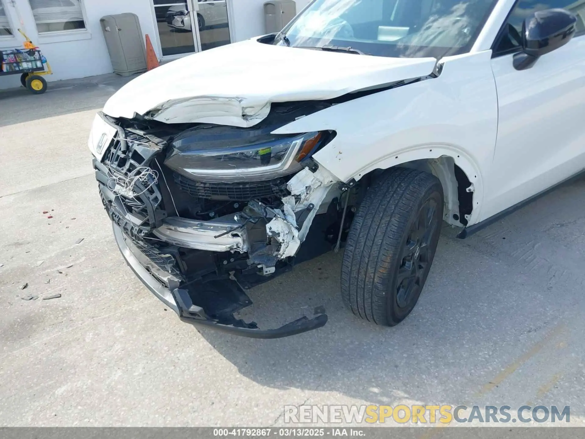 6 Фотография поврежденного автомобиля 3CZRZ1H57PM704068 HONDA HR-V 2023