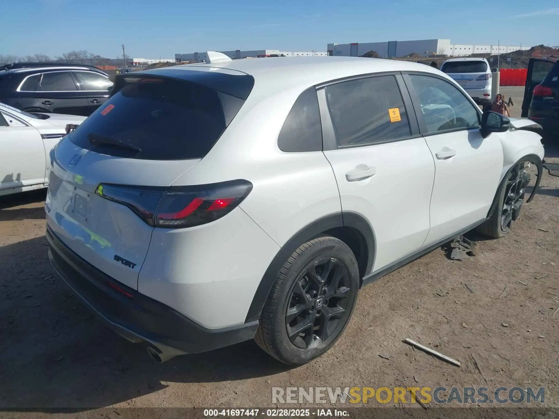 4 Photograph of a damaged car 3CZRZ1H57PM721193 HONDA HR-V 2023