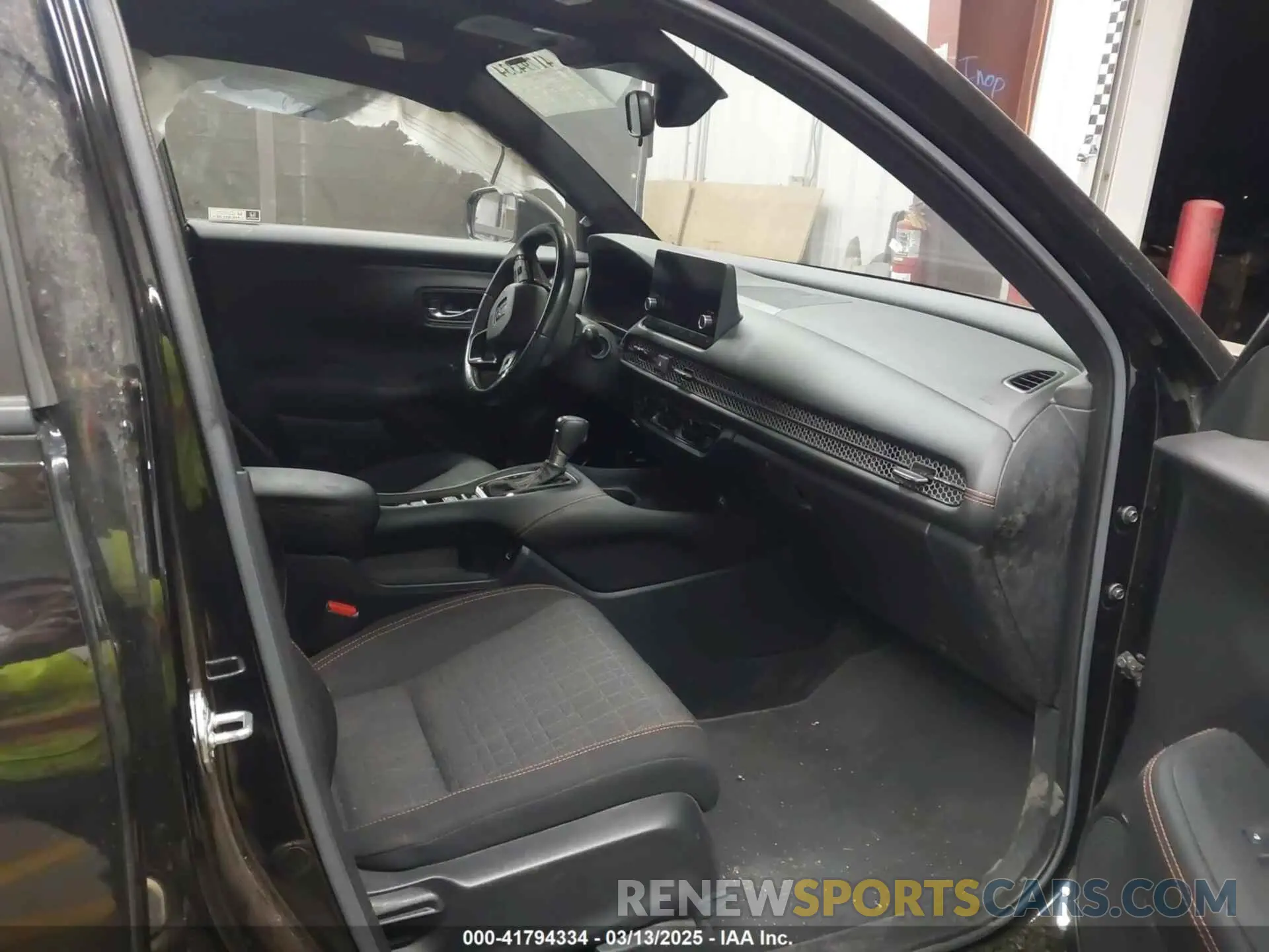 5 Photograph of a damaged car 3CZRZ1H59PM715475 HONDA HR-V 2023