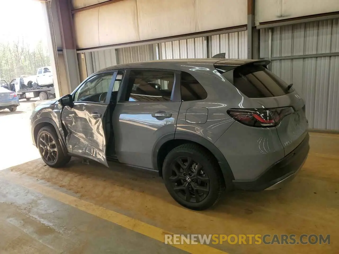 2 Photograph of a damaged car 3CZRZ1H5XPM703593 HONDA HR-V 2023