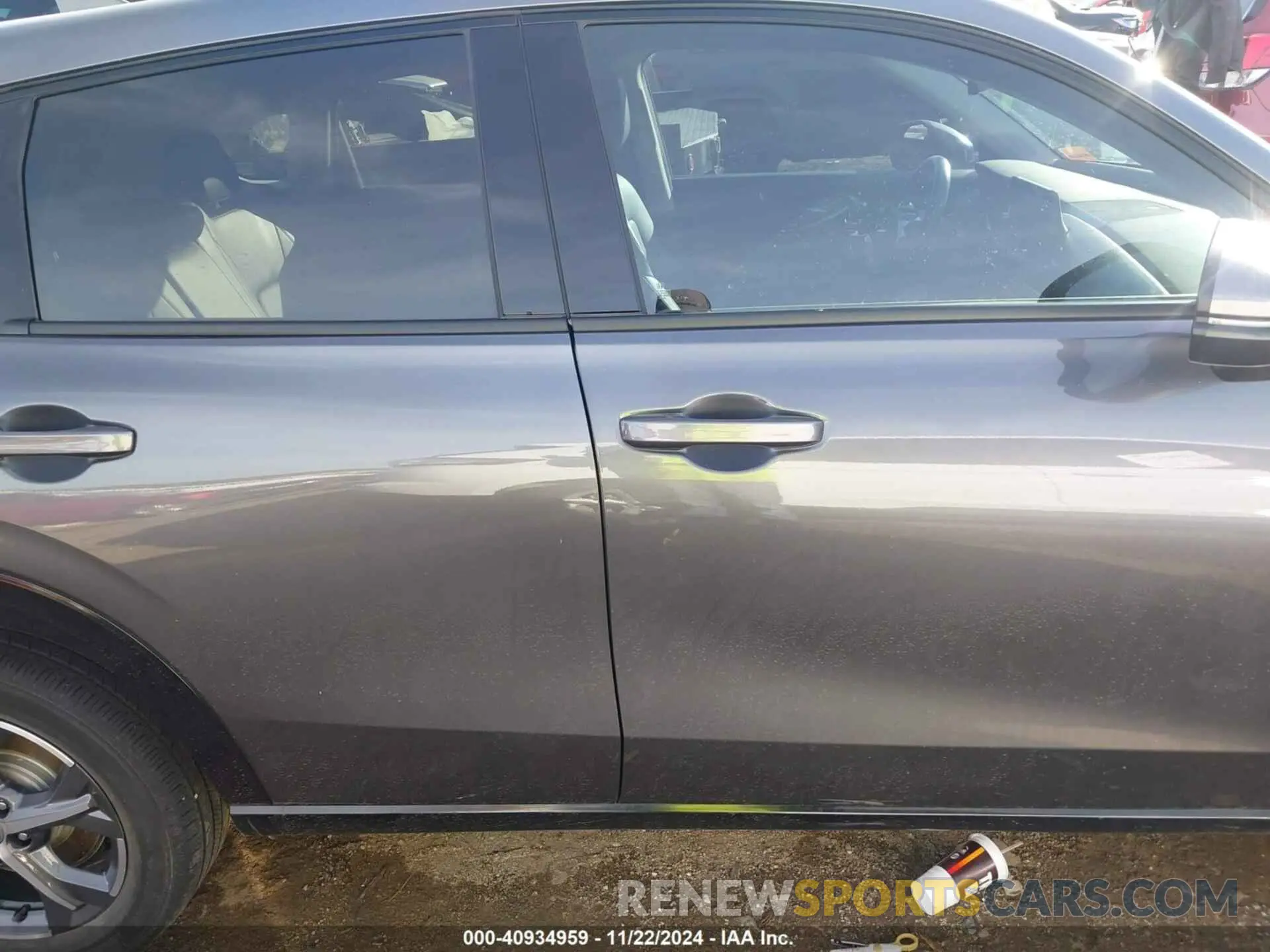 13 Photograph of a damaged car 3CZRZ1H70PM735938 HONDA HR-V 2023