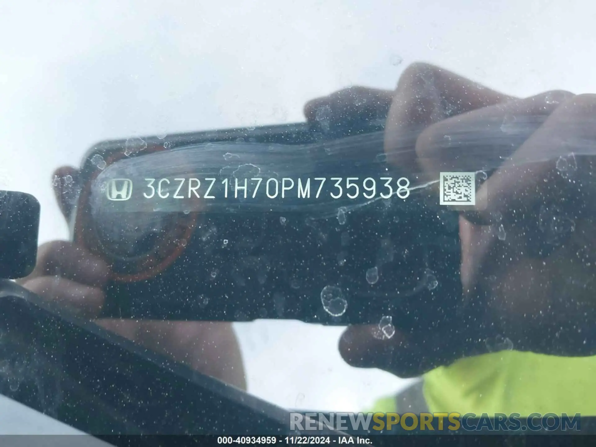 9 Photograph of a damaged car 3CZRZ1H70PM735938 HONDA HR-V 2023
