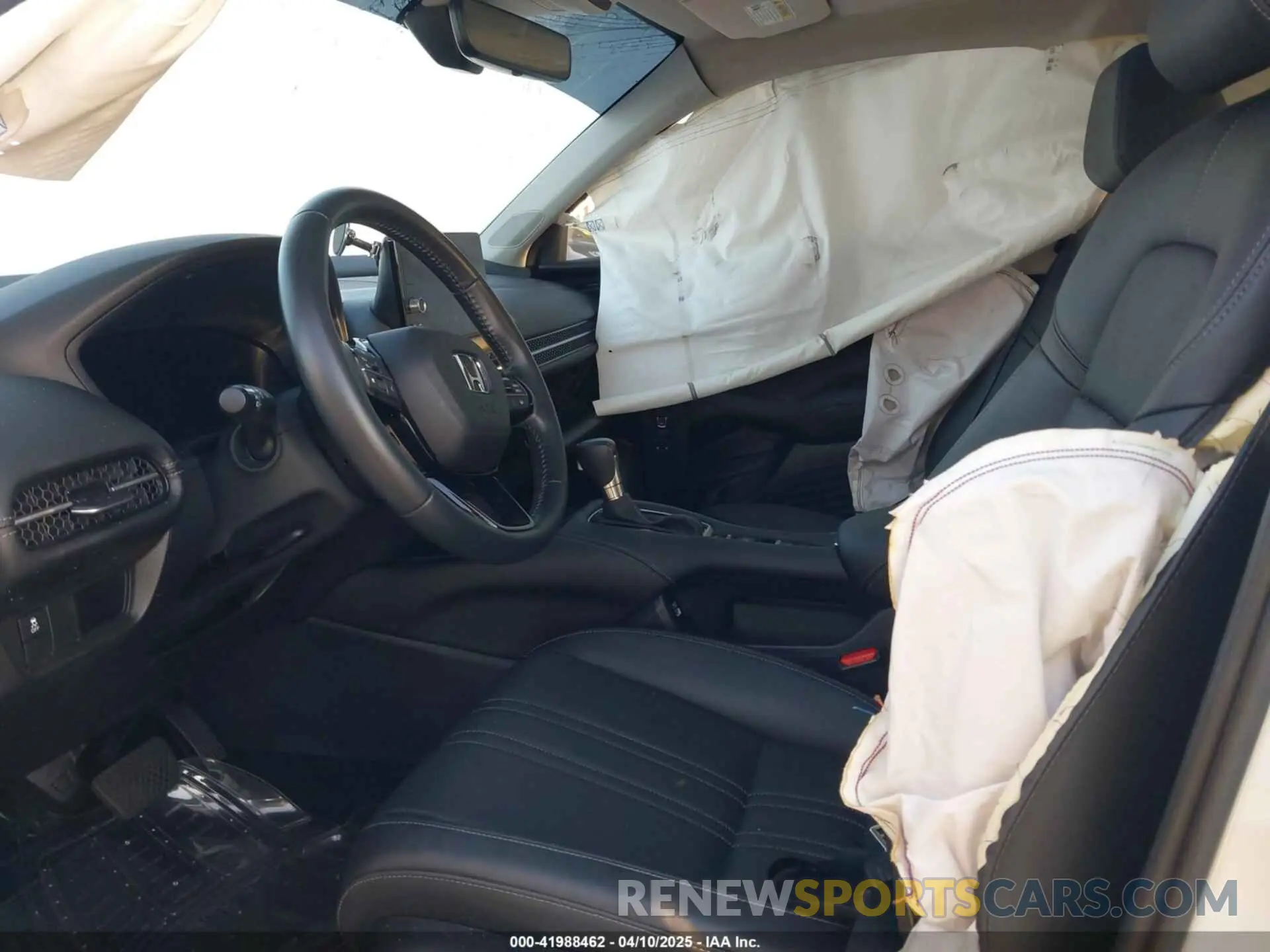 5 Photograph of a damaged car 3CZRZ1H71PM706111 HONDA HR-V 2023