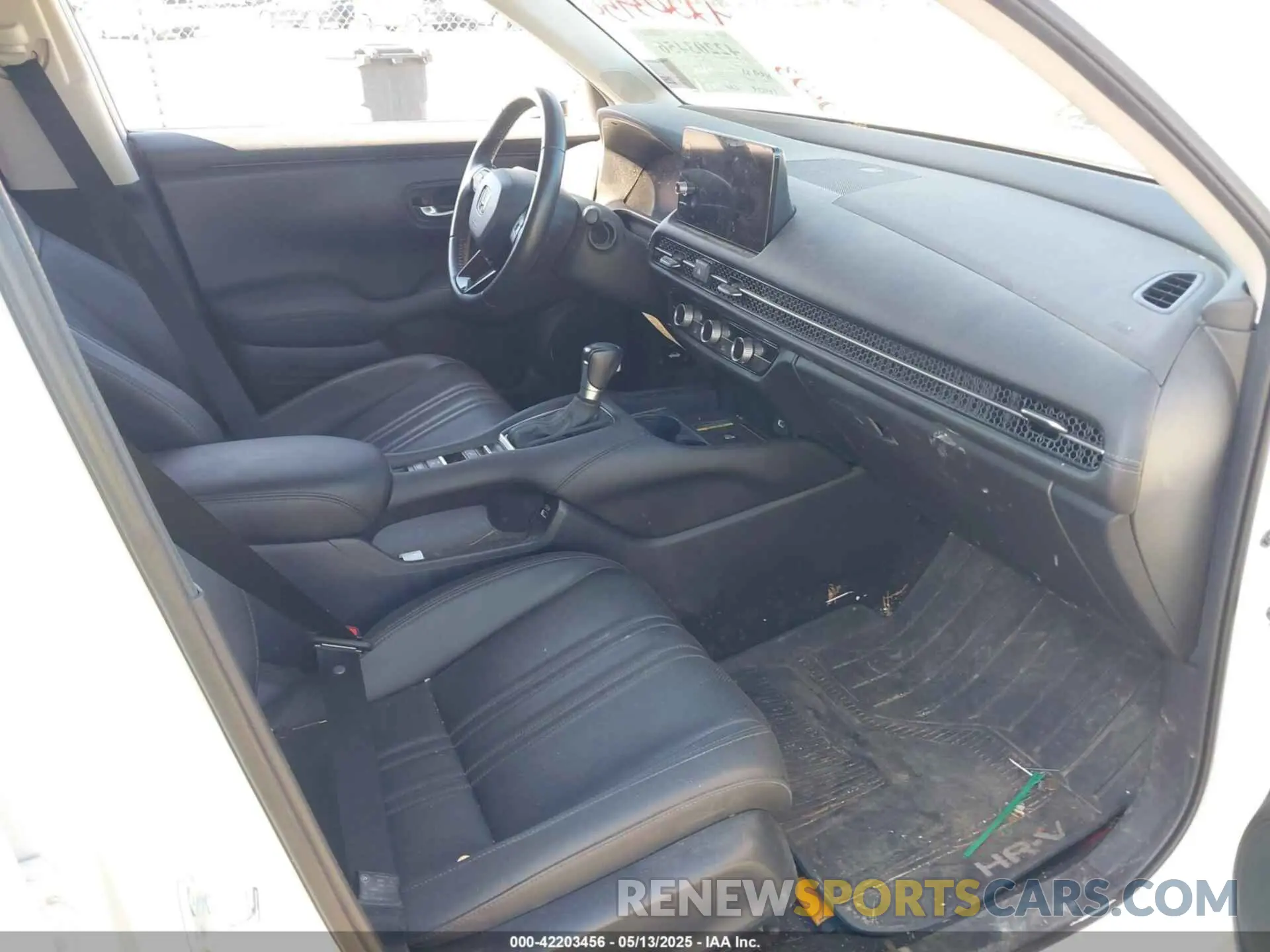 5 Фотография поврежденного автомобиля 3CZRZ1H71PM728061 HONDA HR-V 2023