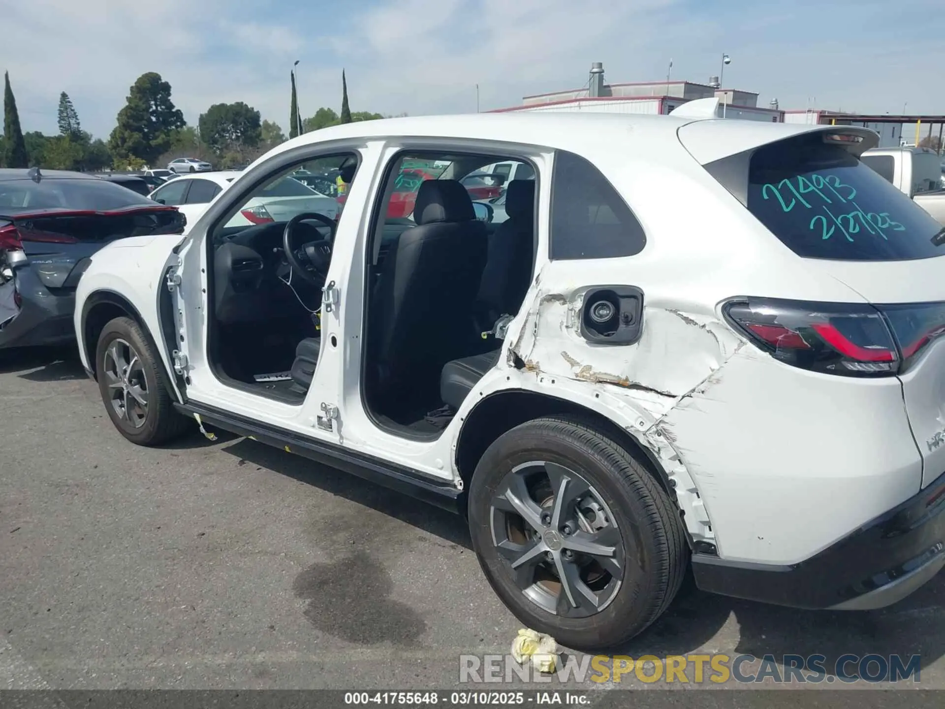 6 Фотография поврежденного автомобиля 3CZRZ1H71PM734314 HONDA HR-V 2023