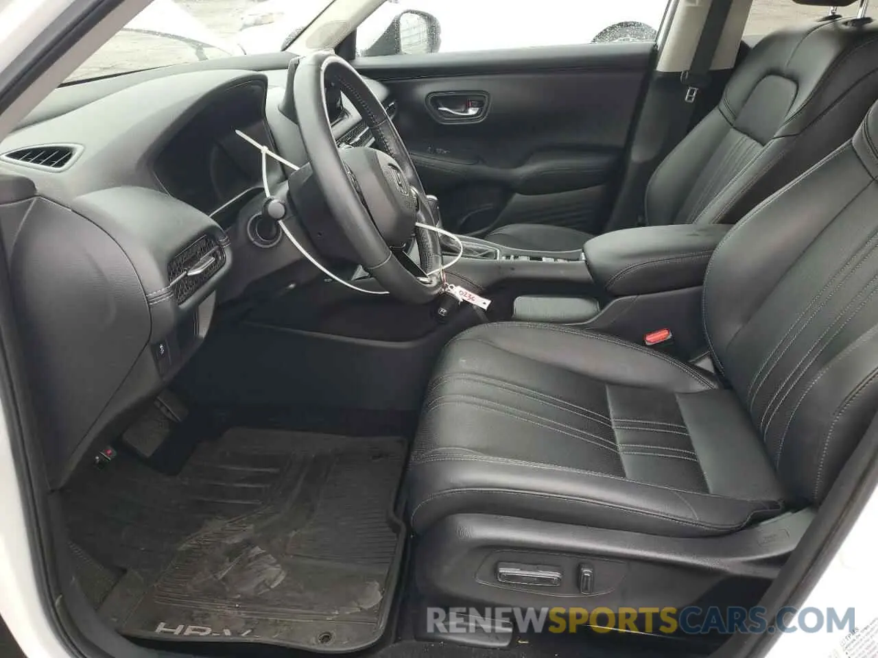 7 Photograph of a damaged car 3CZRZ1H72PM733947 HONDA HR-V 2023