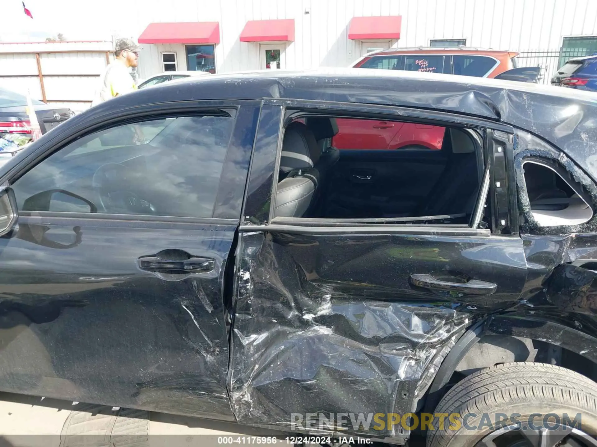 15 Photograph of a damaged car 3CZRZ1H73PM704859 HONDA HR-V 2023