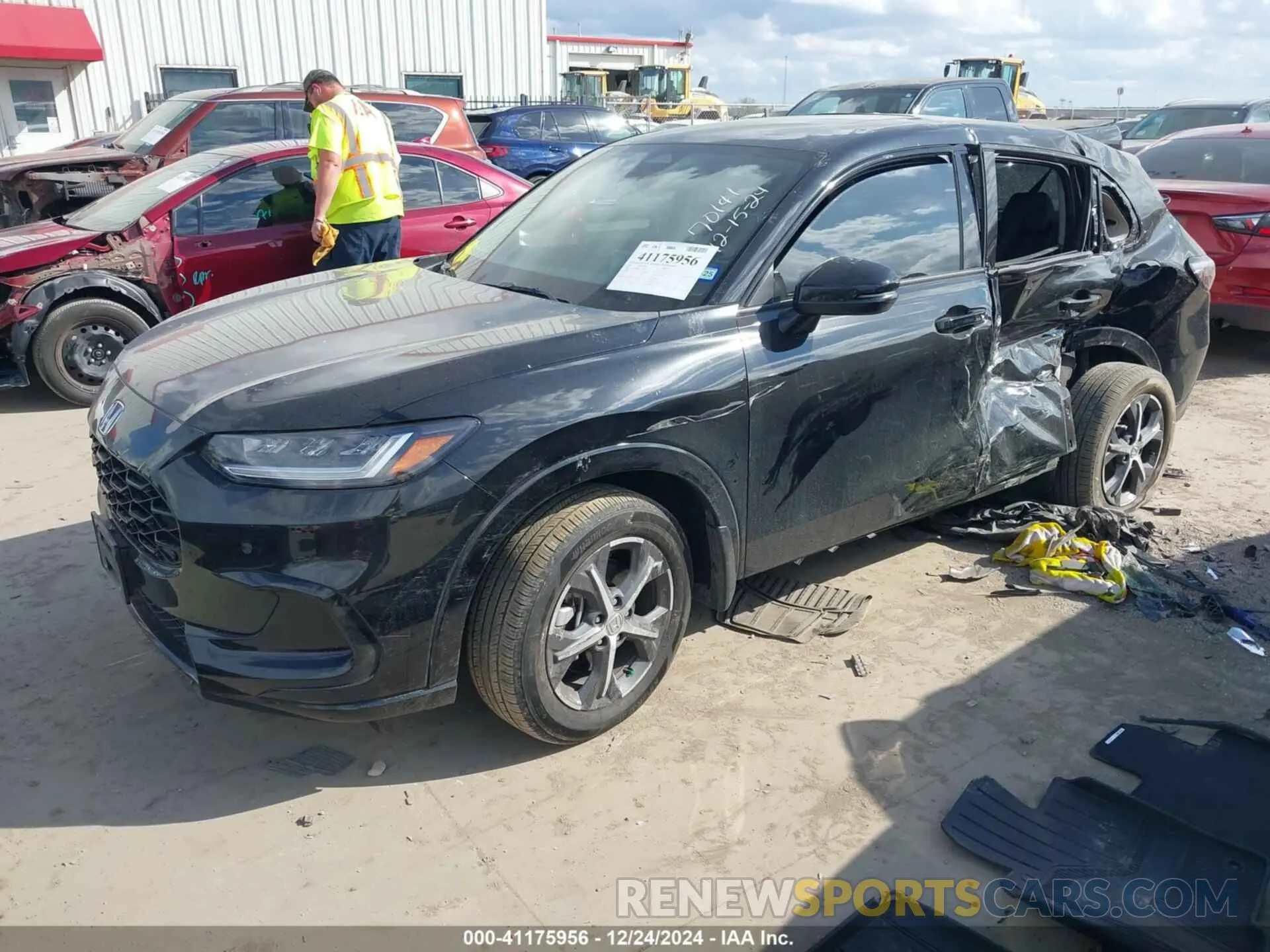 2 Photograph of a damaged car 3CZRZ1H73PM704859 HONDA HR-V 2023