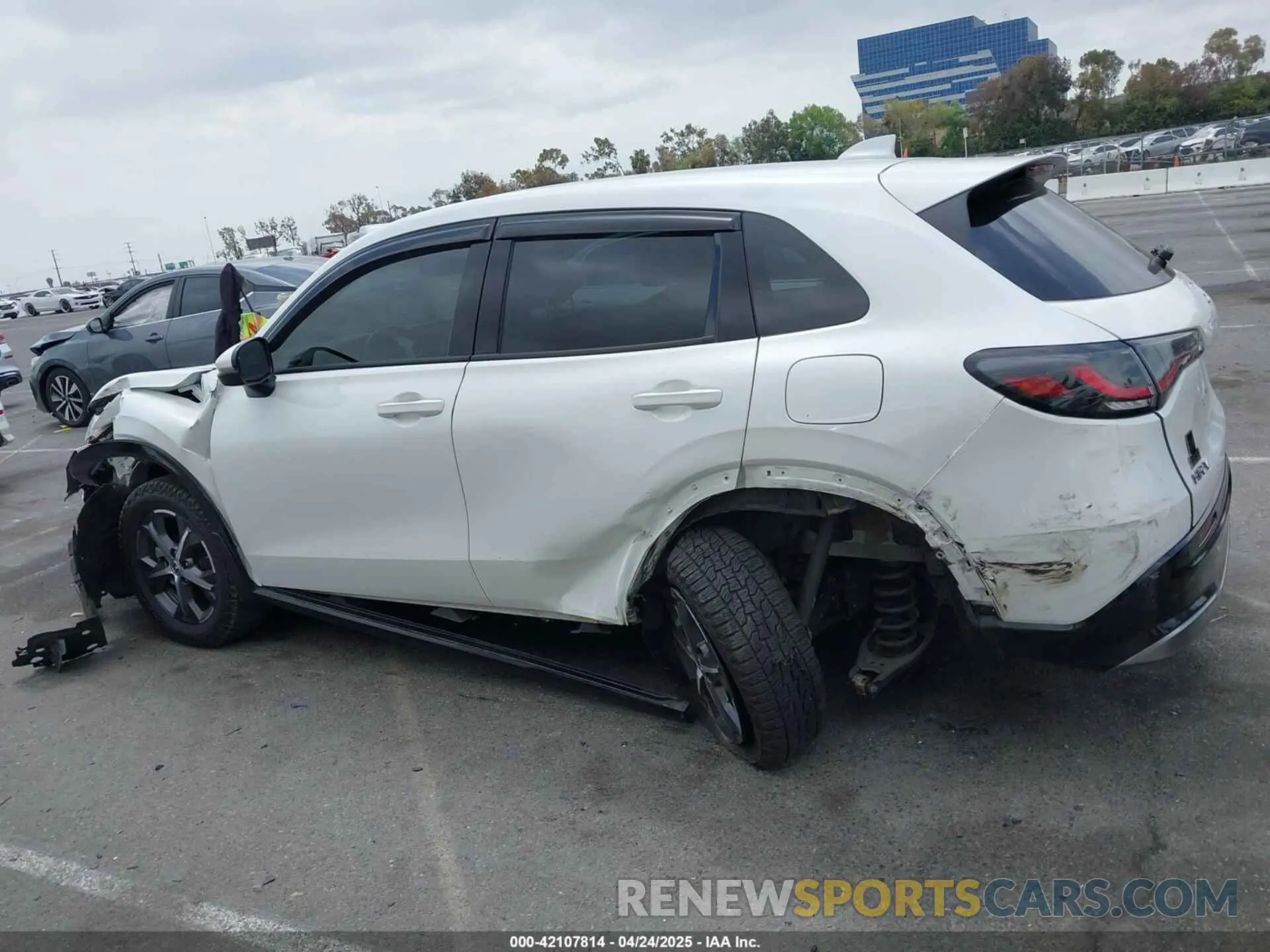 13 Фотография поврежденного автомобиля 3CZRZ1H74PM721069 HONDA HR-V 2023