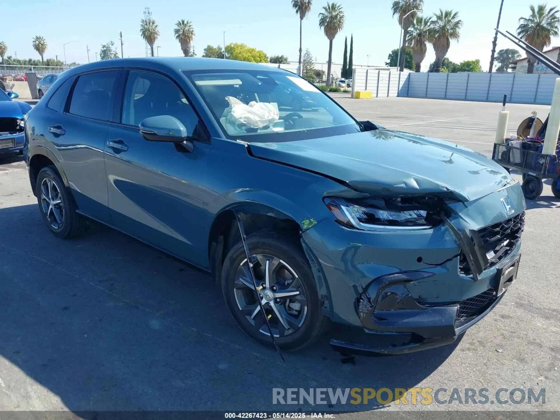1 Photograph of a damaged car 3CZRZ1H77PM702998 HONDA HR-V 2023