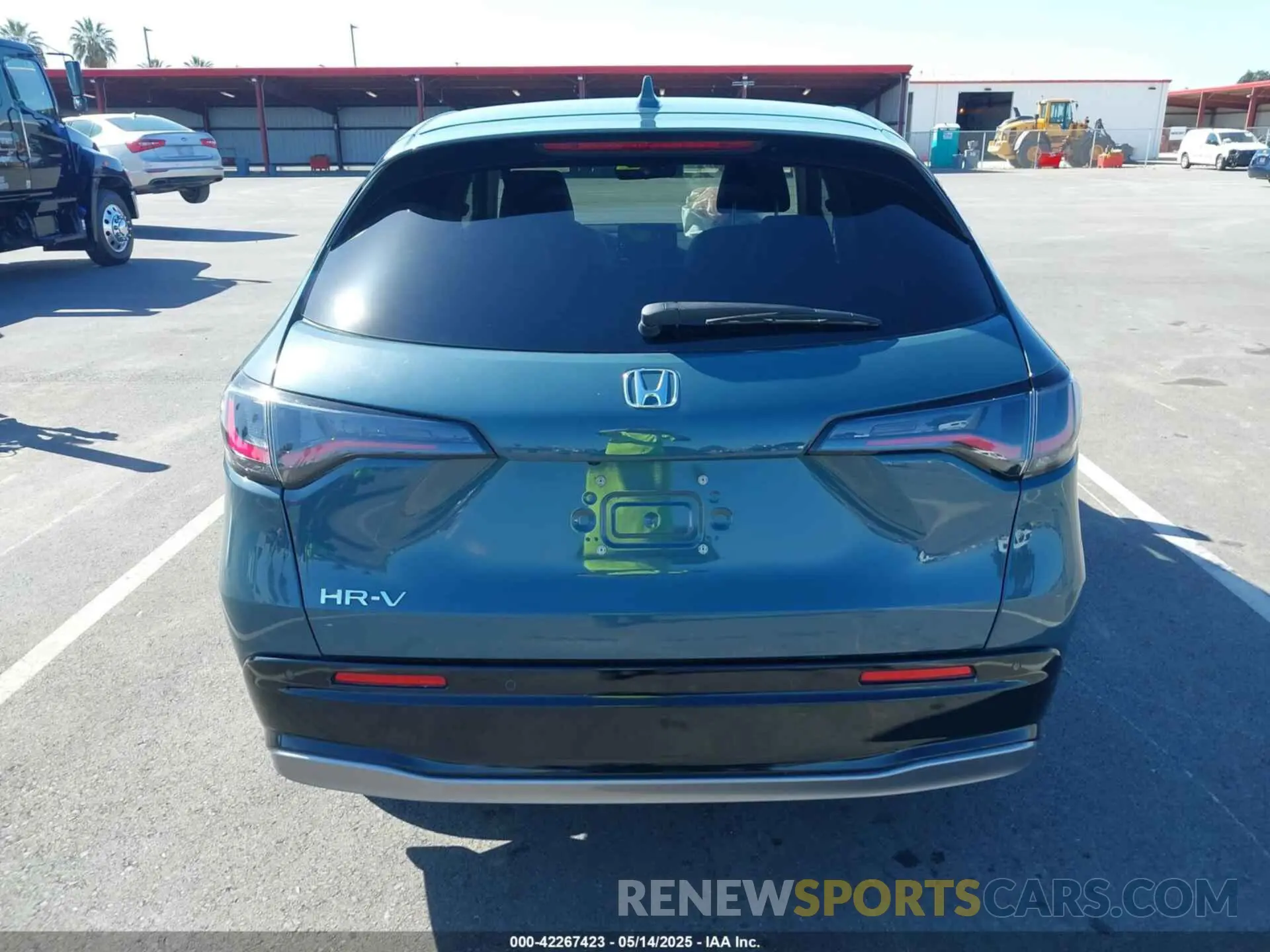 15 Photograph of a damaged car 3CZRZ1H77PM702998 HONDA HR-V 2023