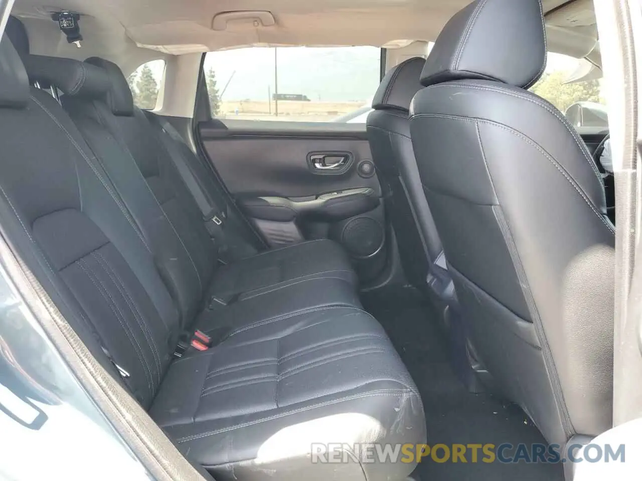 11 Photograph of a damaged car 3CZRZ1H77PM707232 HONDA HR-V 2023