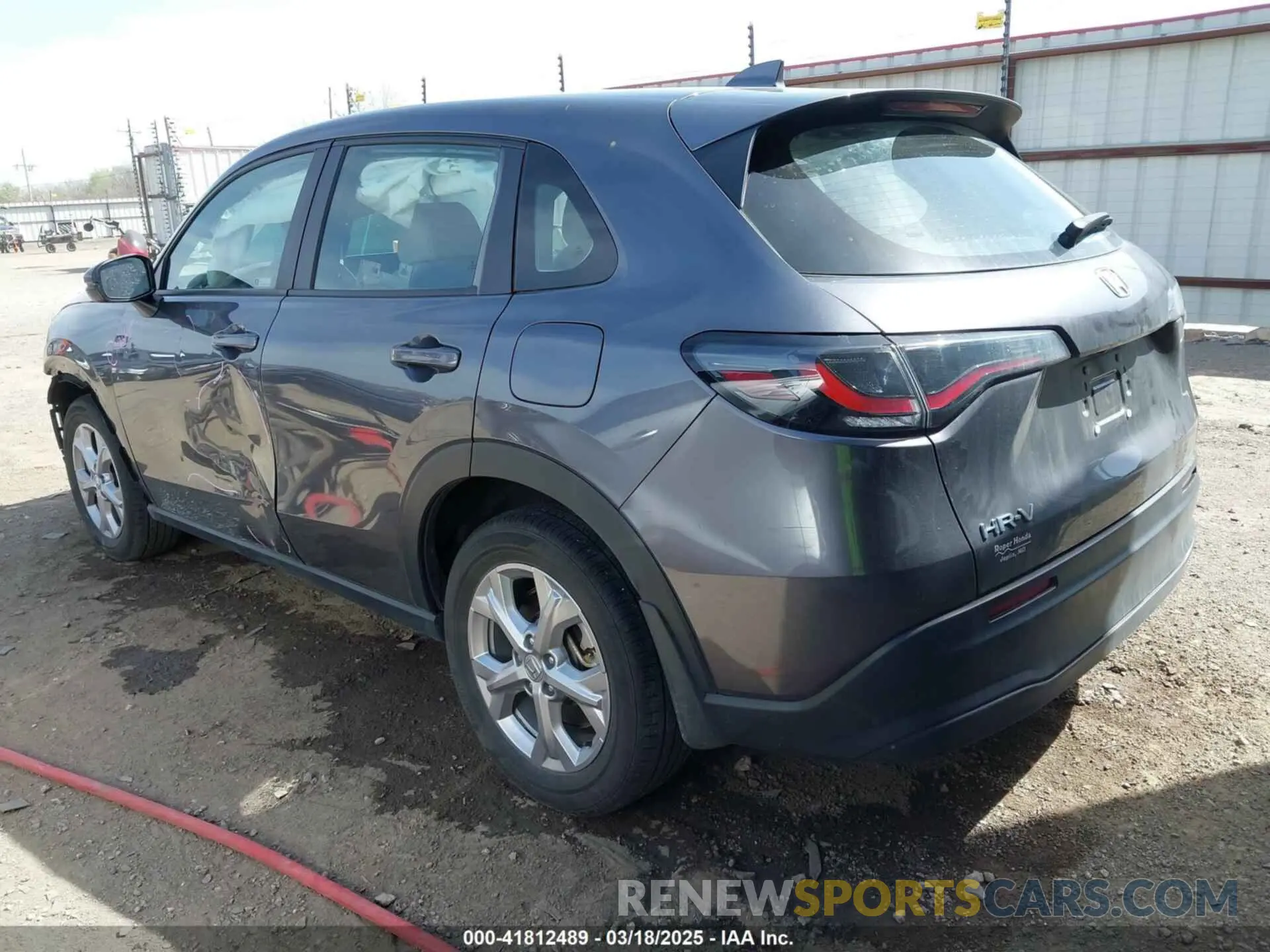 3 Photograph of a damaged car 3CZRZ2H33PM747844 HONDA HR-V 2023