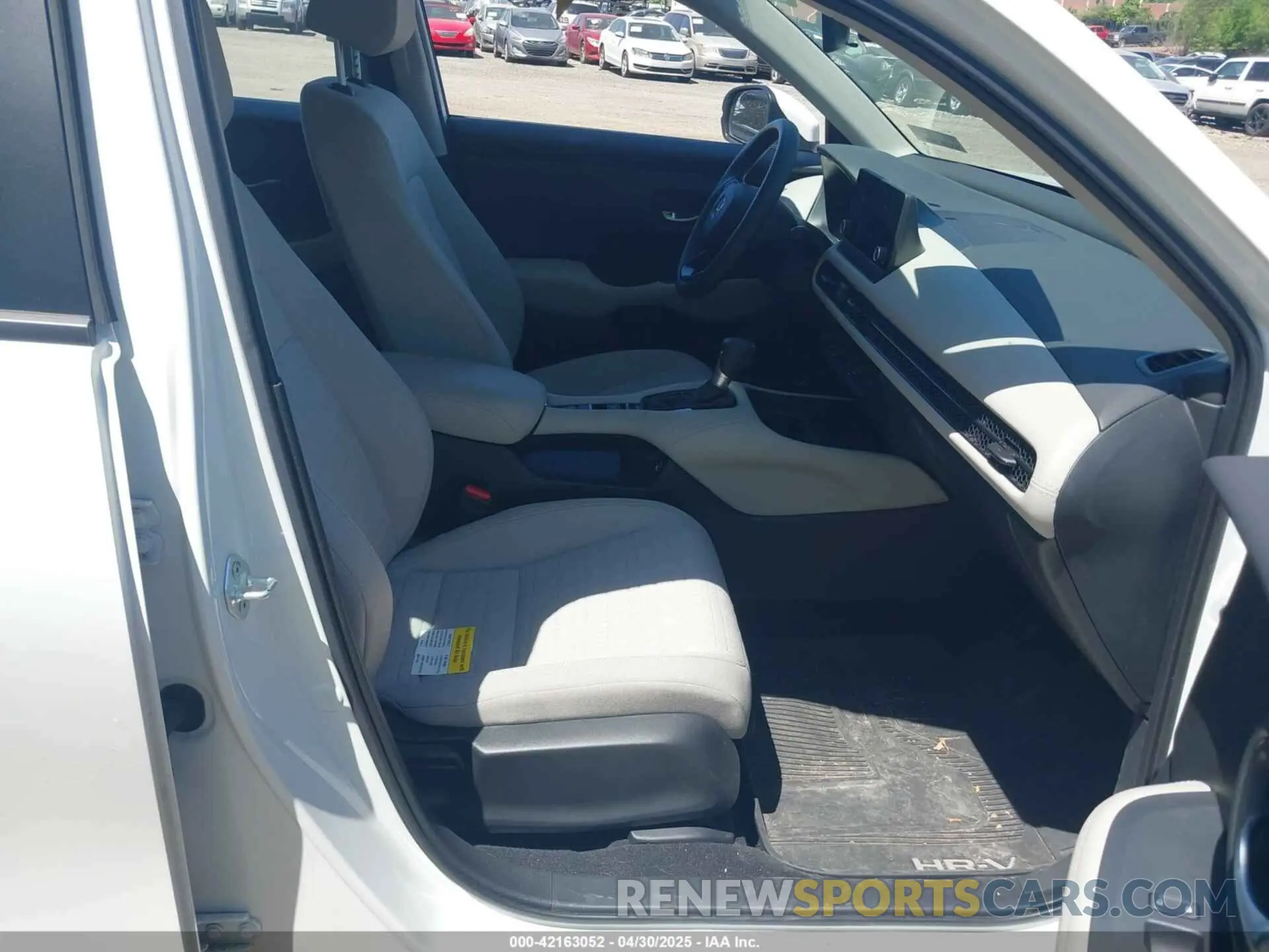 5 Photograph of a damaged car 3CZRZ2H36PM706995 HONDA HR-V 2023