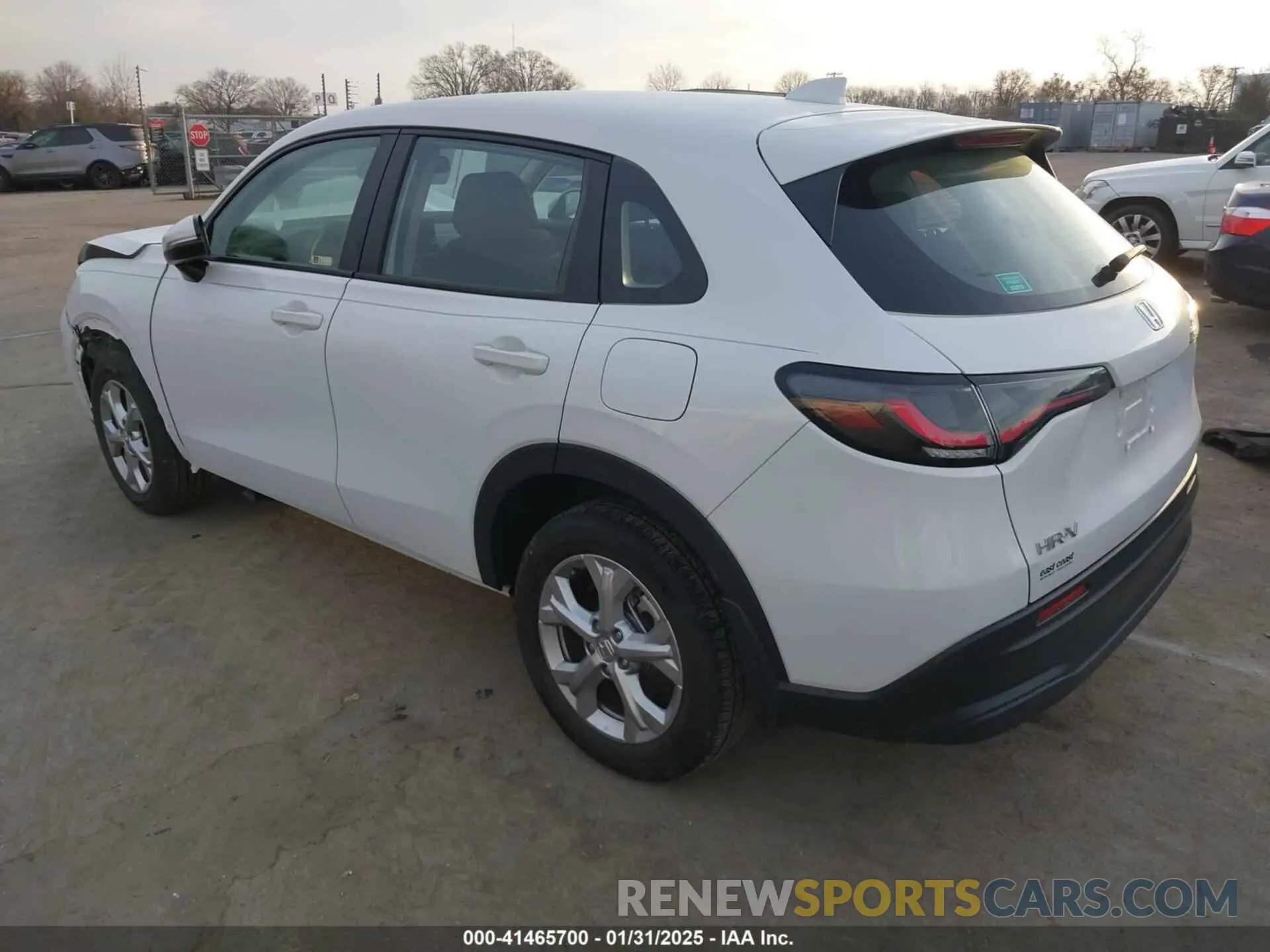 3 Фотография поврежденного автомобиля 3CZRZ2H36PM742038 HONDA HR-V 2023