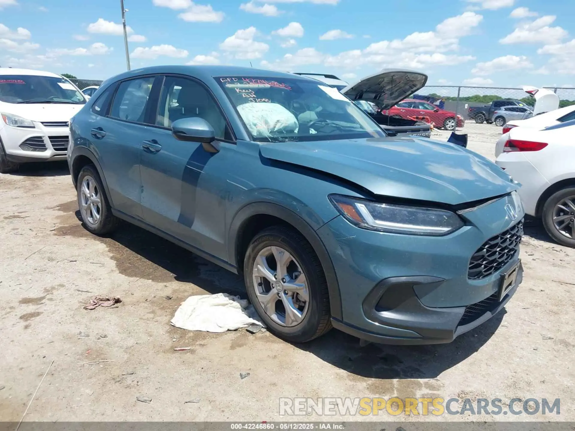 1 Photograph of a damaged car 3CZRZ2H36PM742623 HONDA HR-V 2023