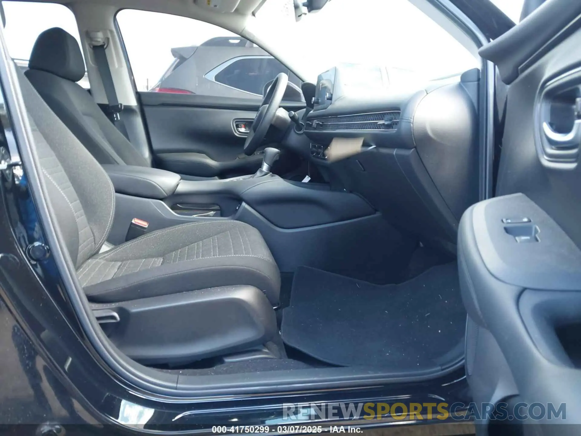 5 Photograph of a damaged car 3CZRZ2H37PM739410 HONDA HR-V 2023