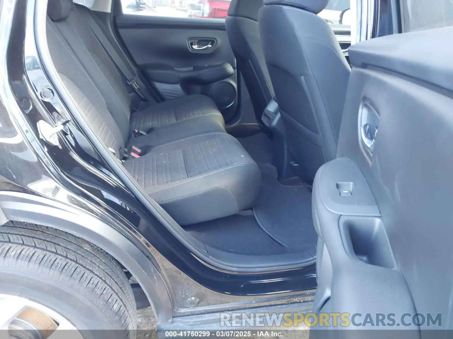 8 Photograph of a damaged car 3CZRZ2H37PM739410 HONDA HR-V 2023