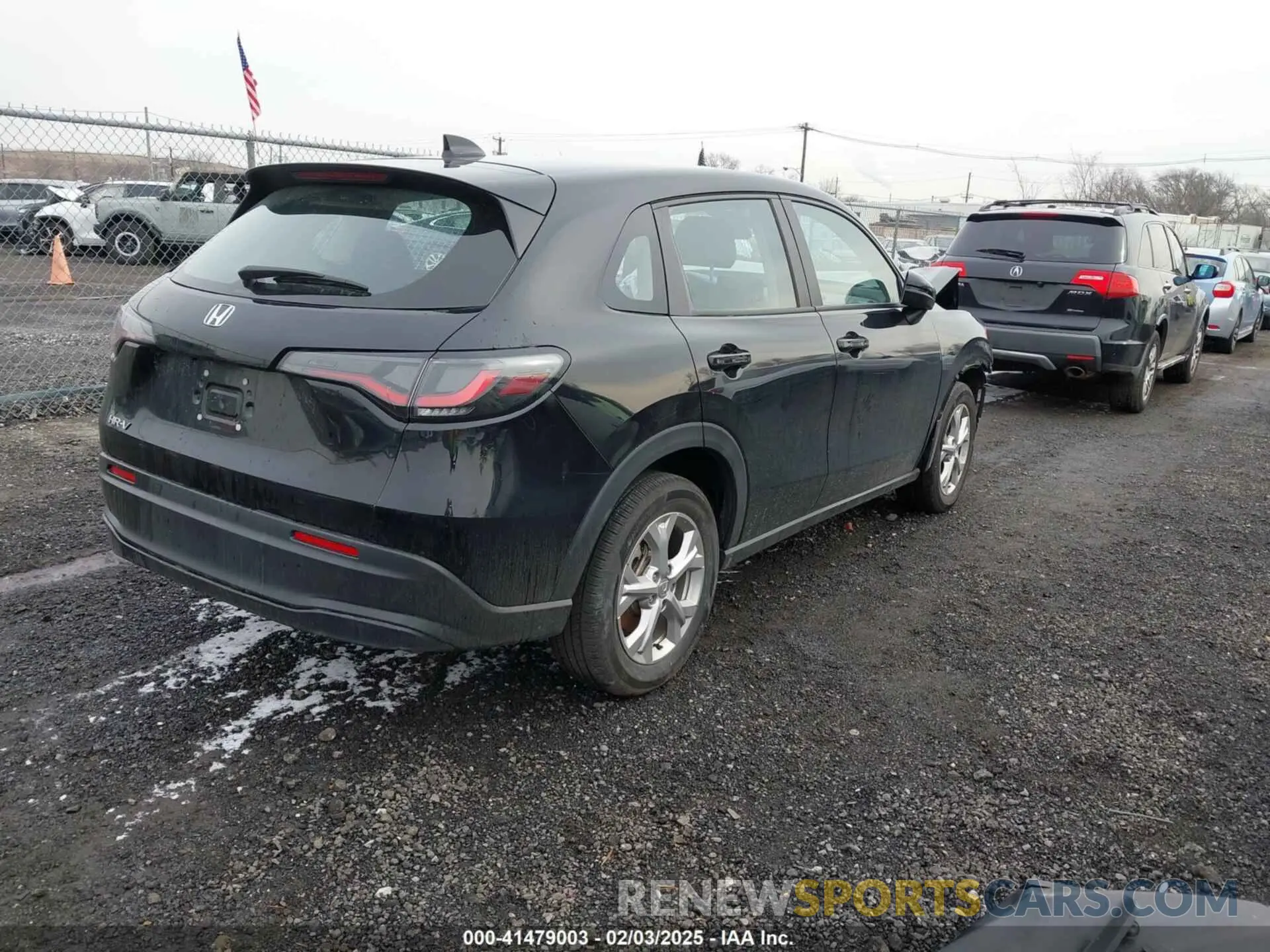4 Фотография поврежденного автомобиля 3CZRZ2H38PM745376 HONDA HR-V 2023