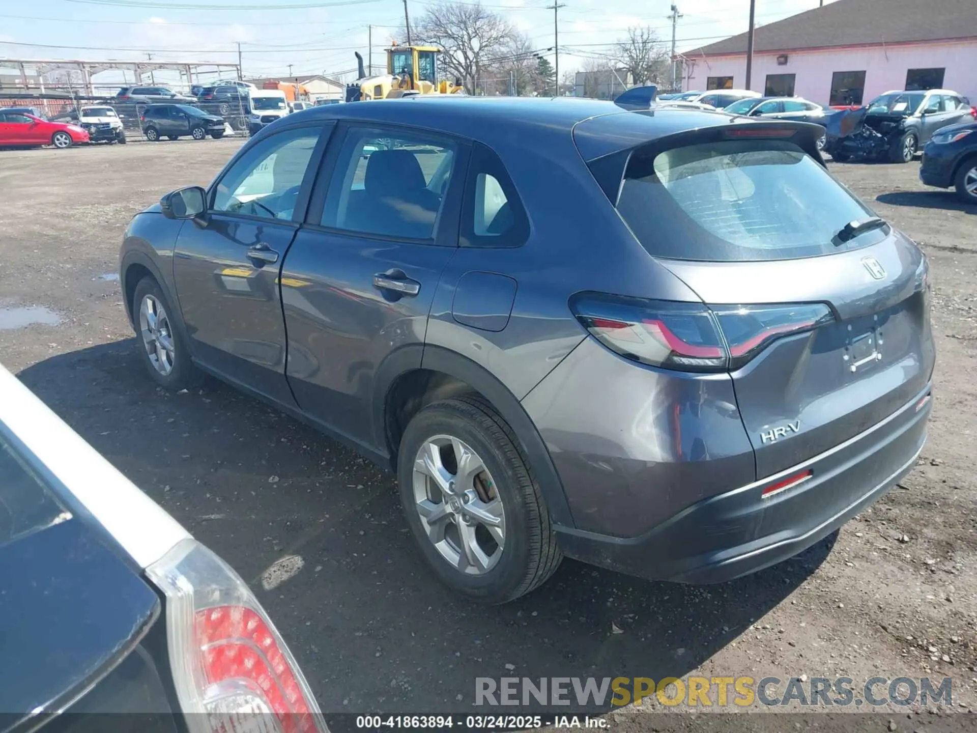 3 Photograph of a damaged car 3CZRZ2H39PM721894 HONDA HR-V 2023