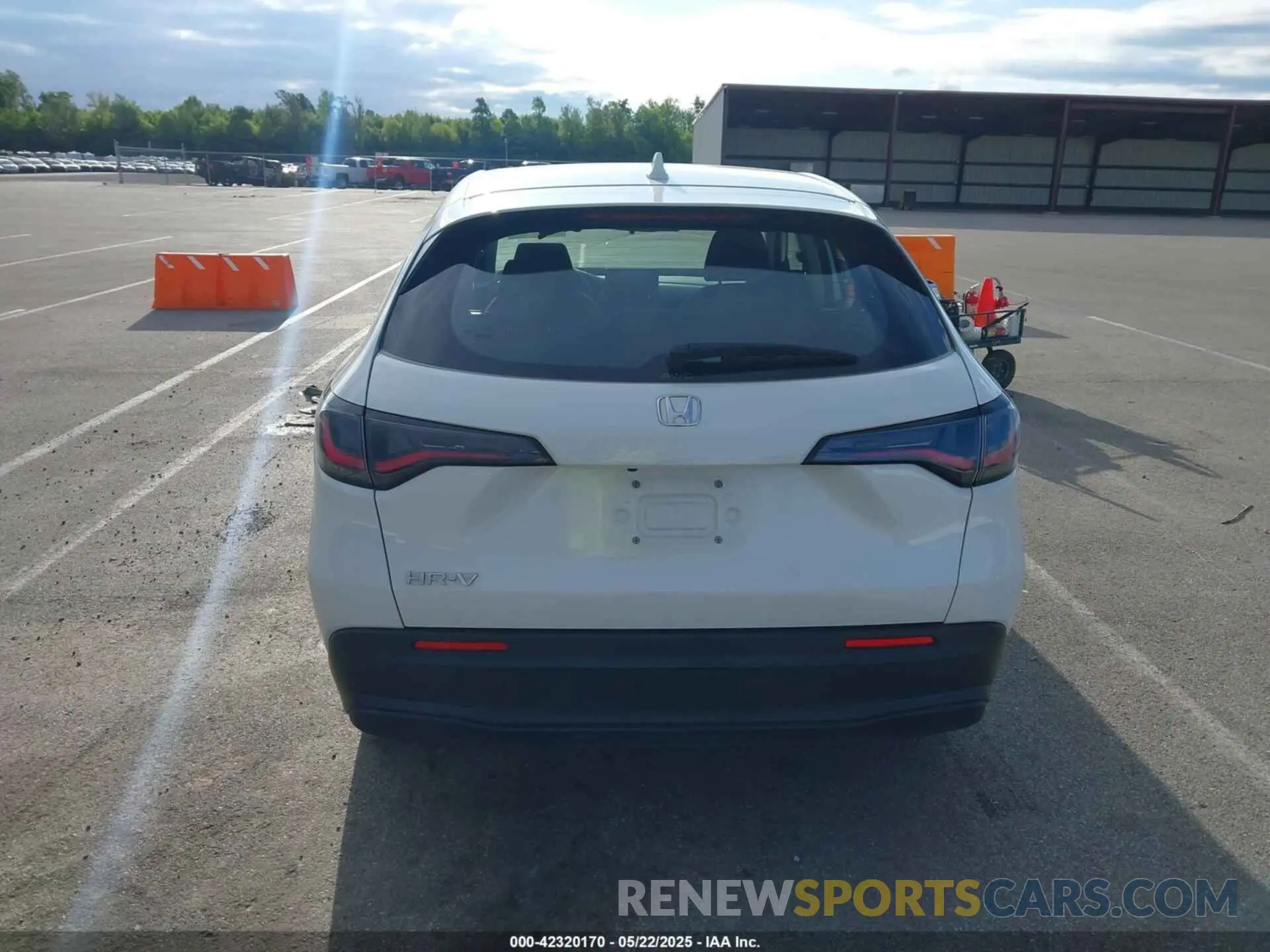 16 Photograph of a damaged car 3CZRZ2H3XPM741846 HONDA HR-V 2023