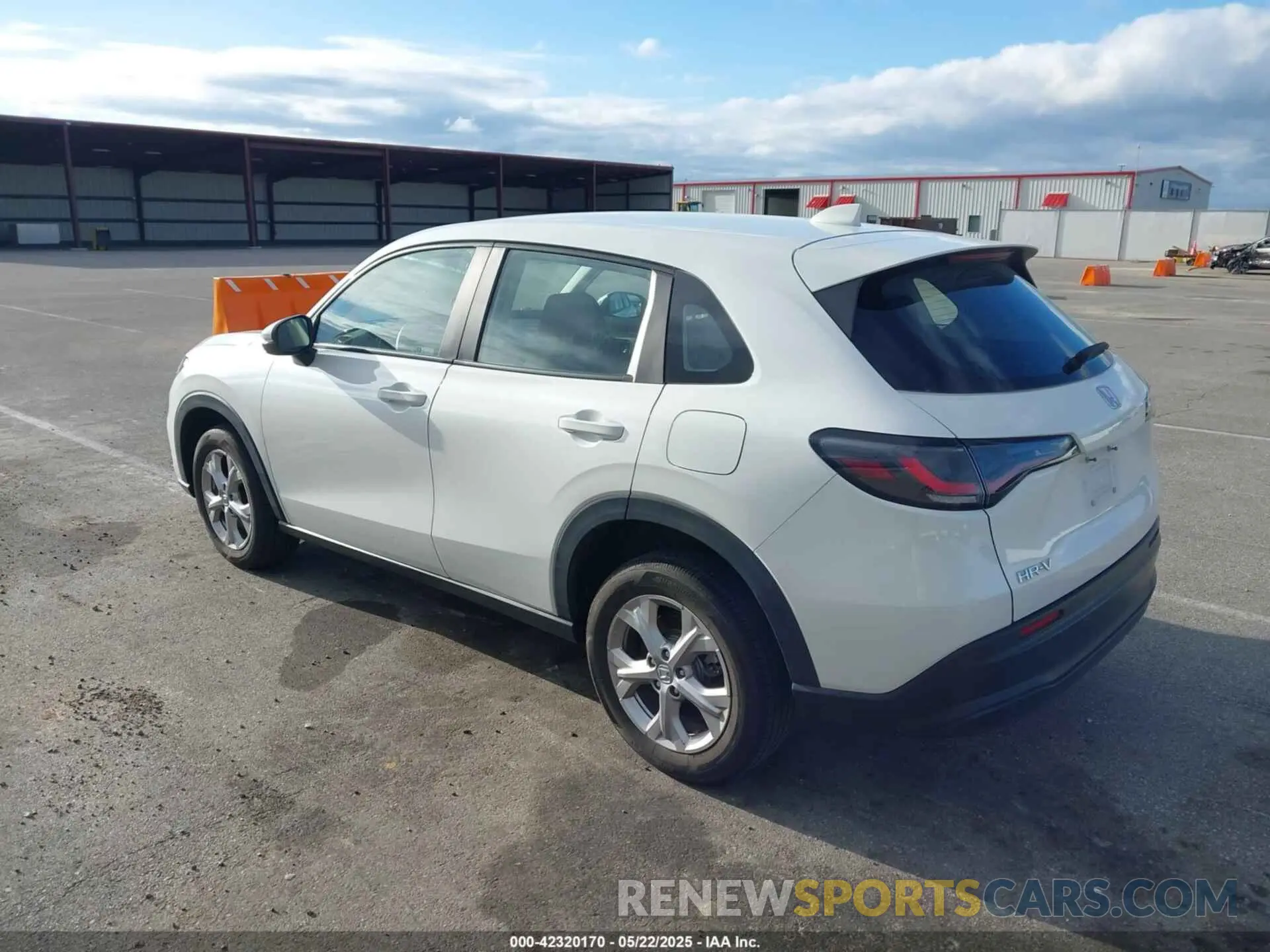 3 Photograph of a damaged car 3CZRZ2H3XPM741846 HONDA HR-V 2023