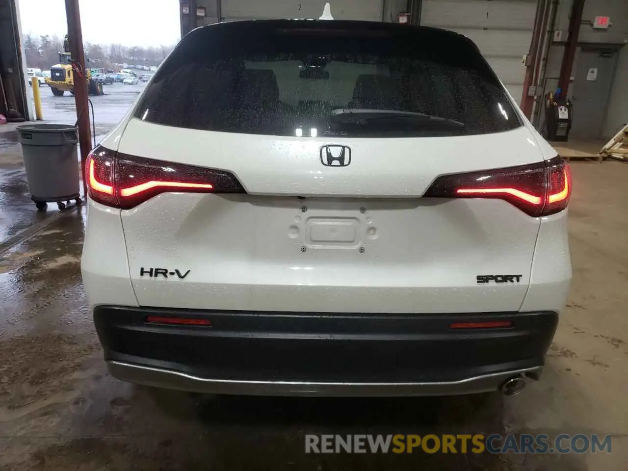 6 Photograph of a damaged car 3CZRZ2H51PM711944 HONDA HR-V 2023