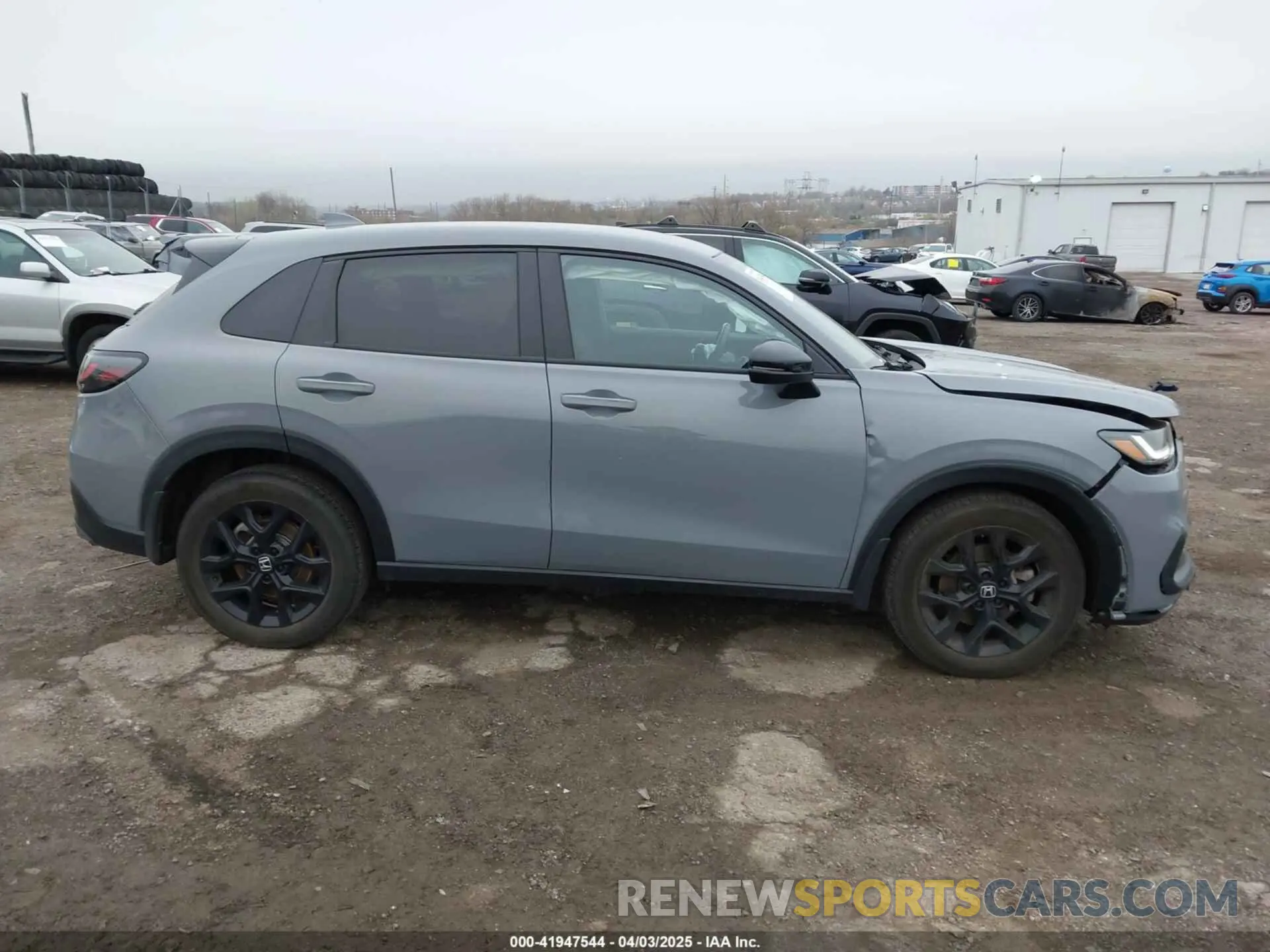 13 Фотография поврежденного автомобиля 3CZRZ2H52PM732446 HONDA HR-V 2023