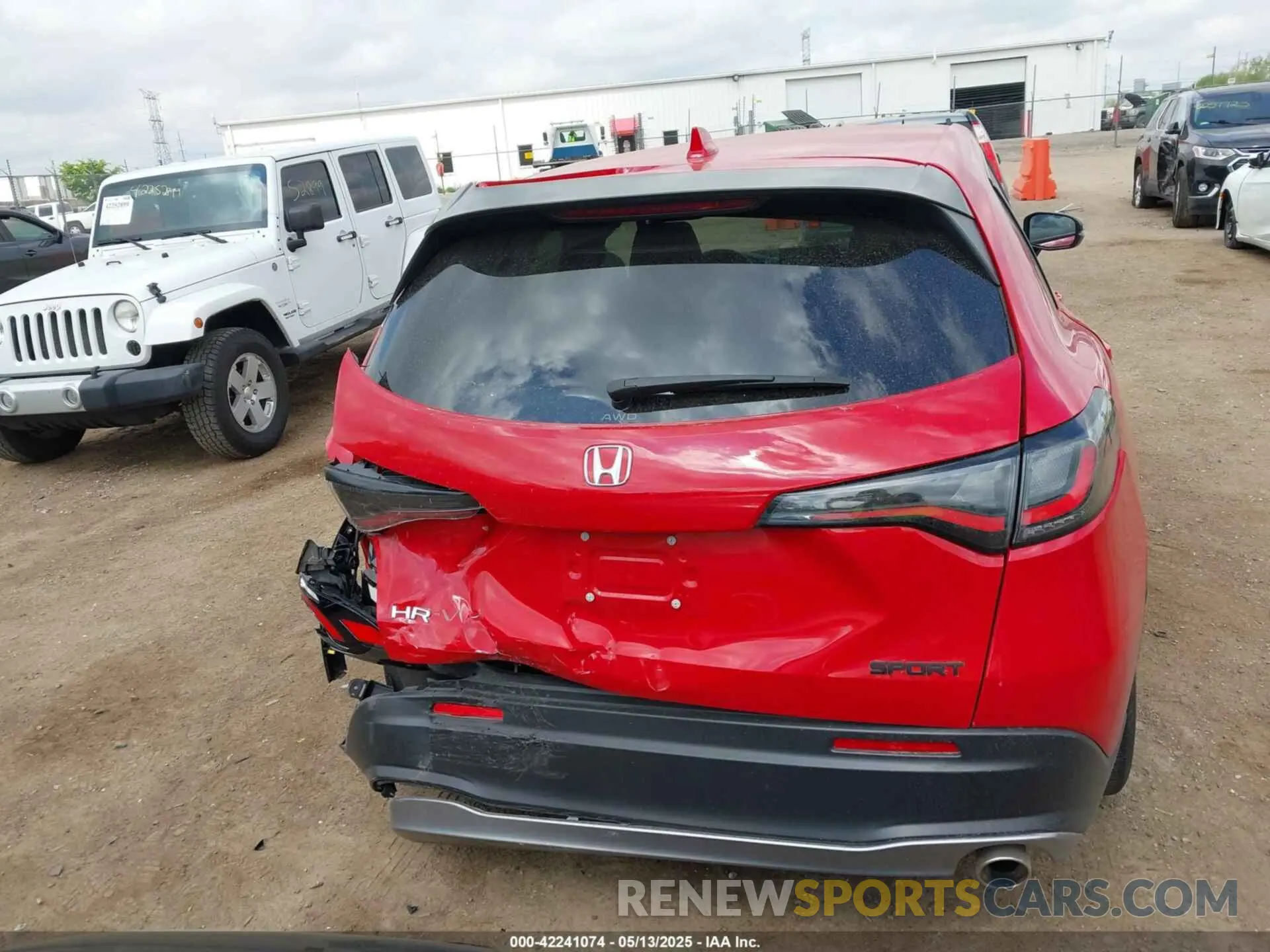 17 Фотография поврежденного автомобиля 3CZRZ2H56PM713382 HONDA HR-V 2023