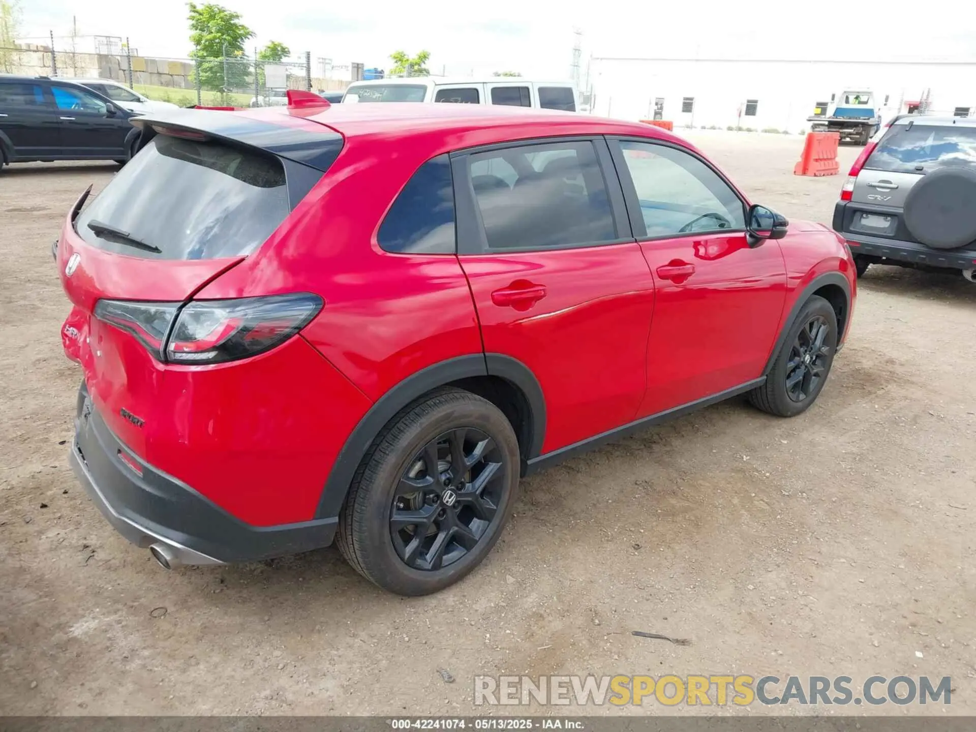 4 Фотография поврежденного автомобиля 3CZRZ2H56PM713382 HONDA HR-V 2023